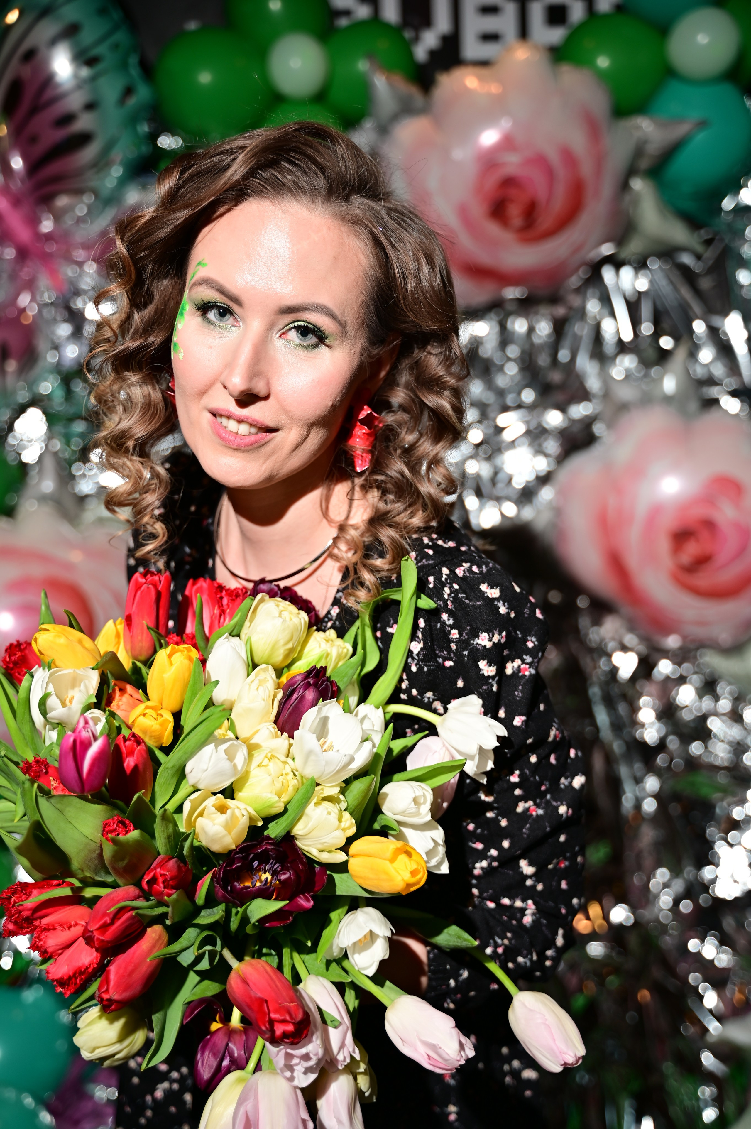 IMom's (женский квиз) в Руки Вверх Баре. Свадьбы и события