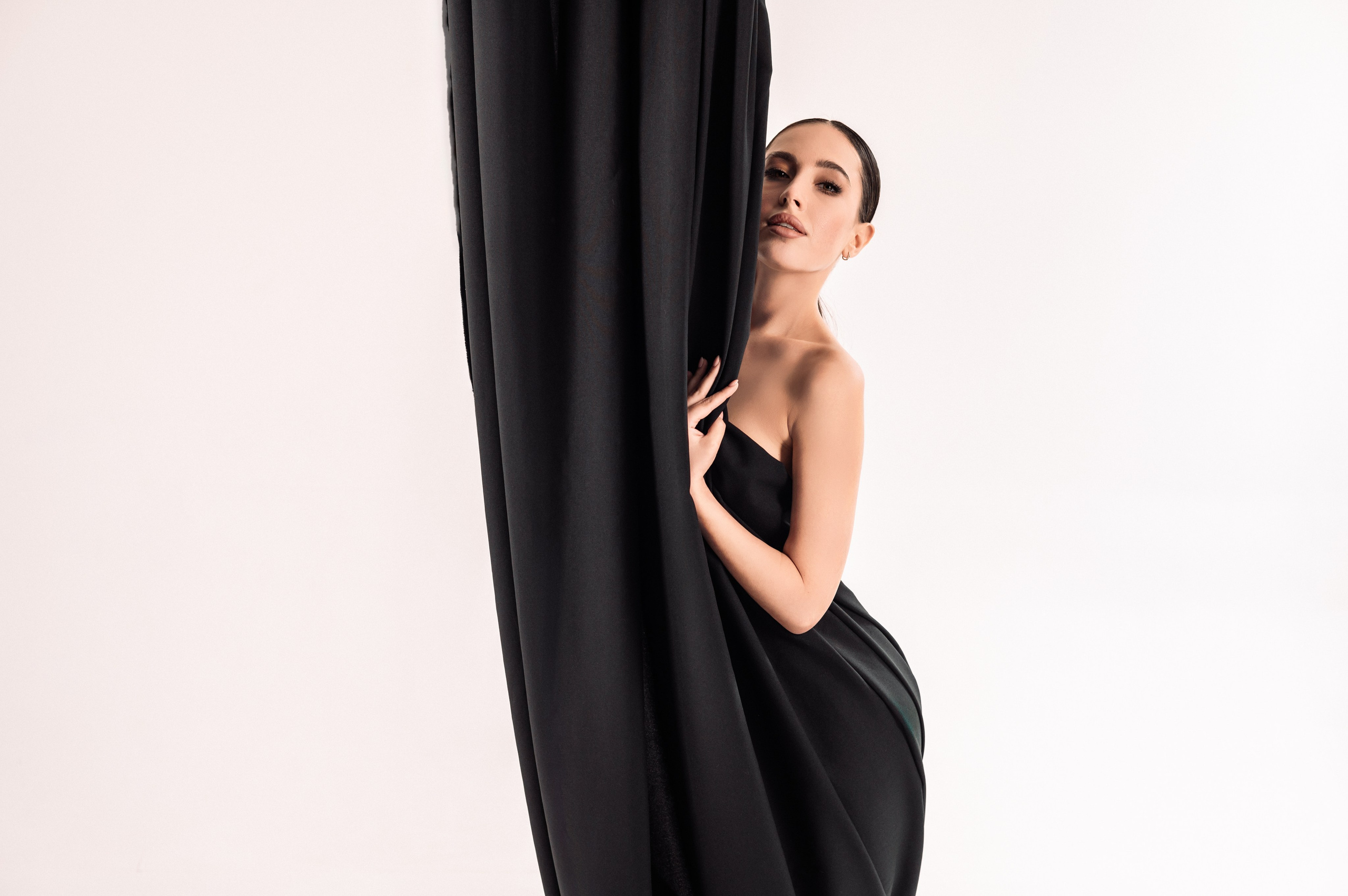 «Парящая Ткань». Фотограф