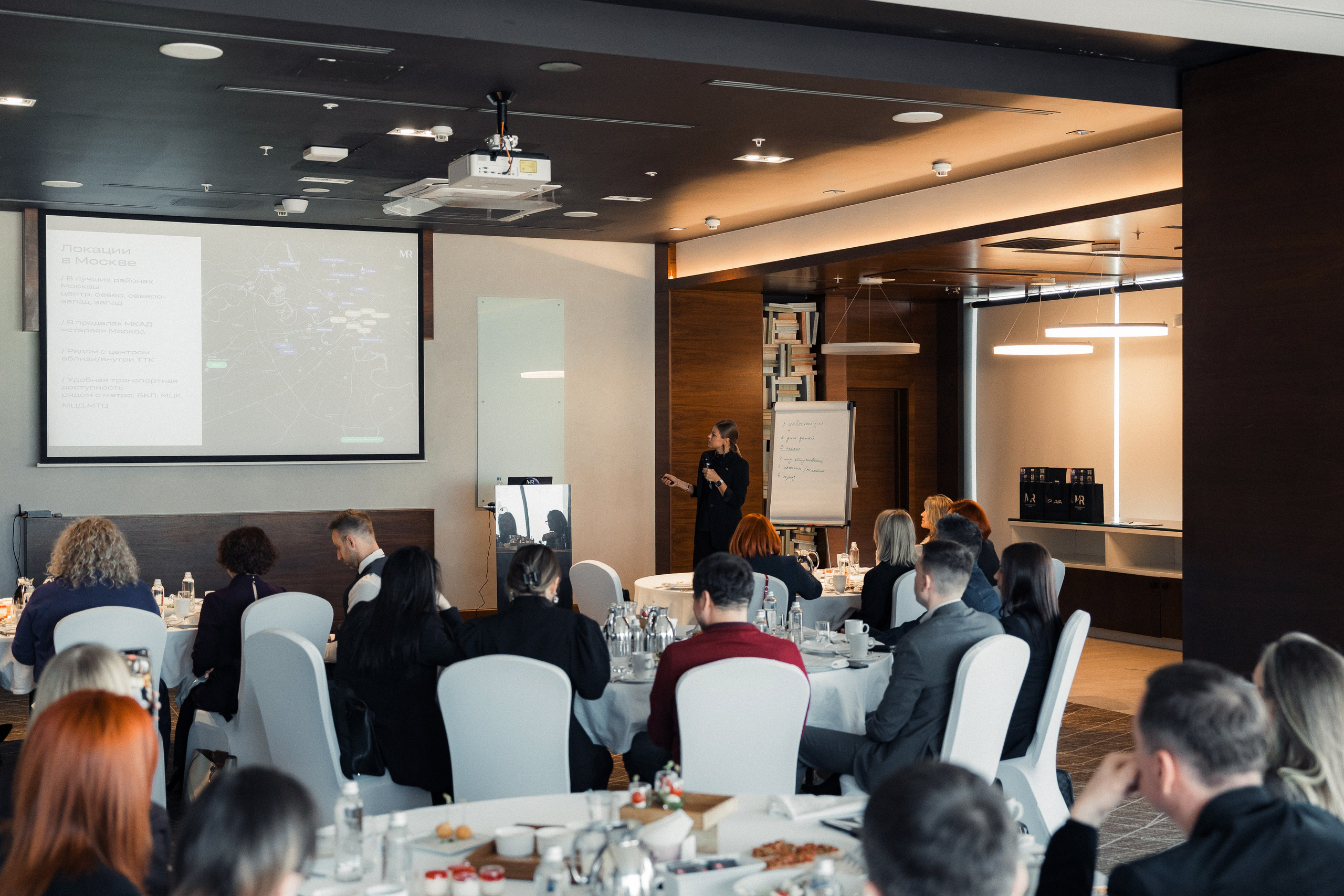 Застройщики Москвы MR (МАРРИОТ). Свадебный и репортажный фотограф в Воронеже Роман Янко