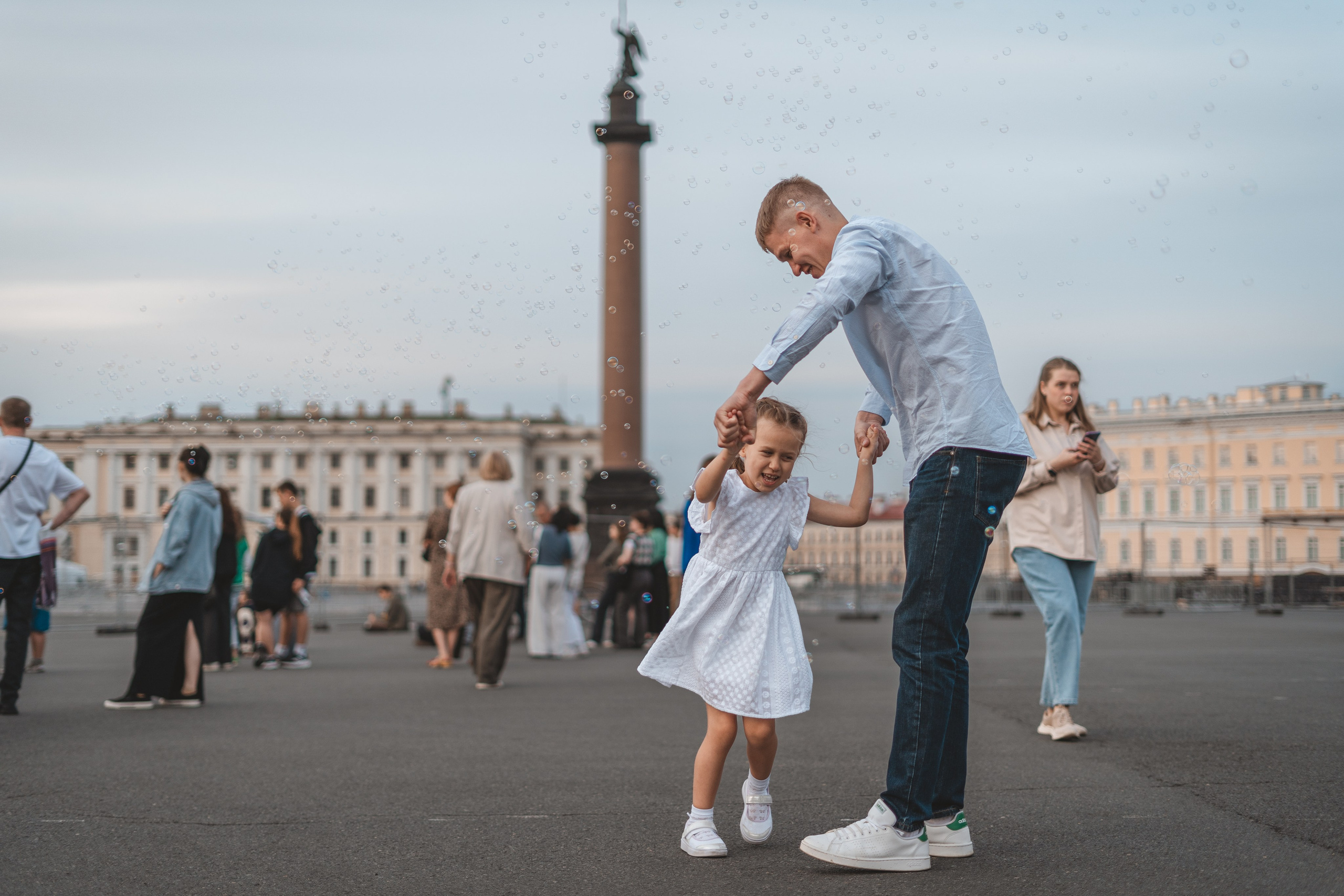 KULIKOVSKY. MILATE — выпускные альбомы, фотосессии и видео в Москве