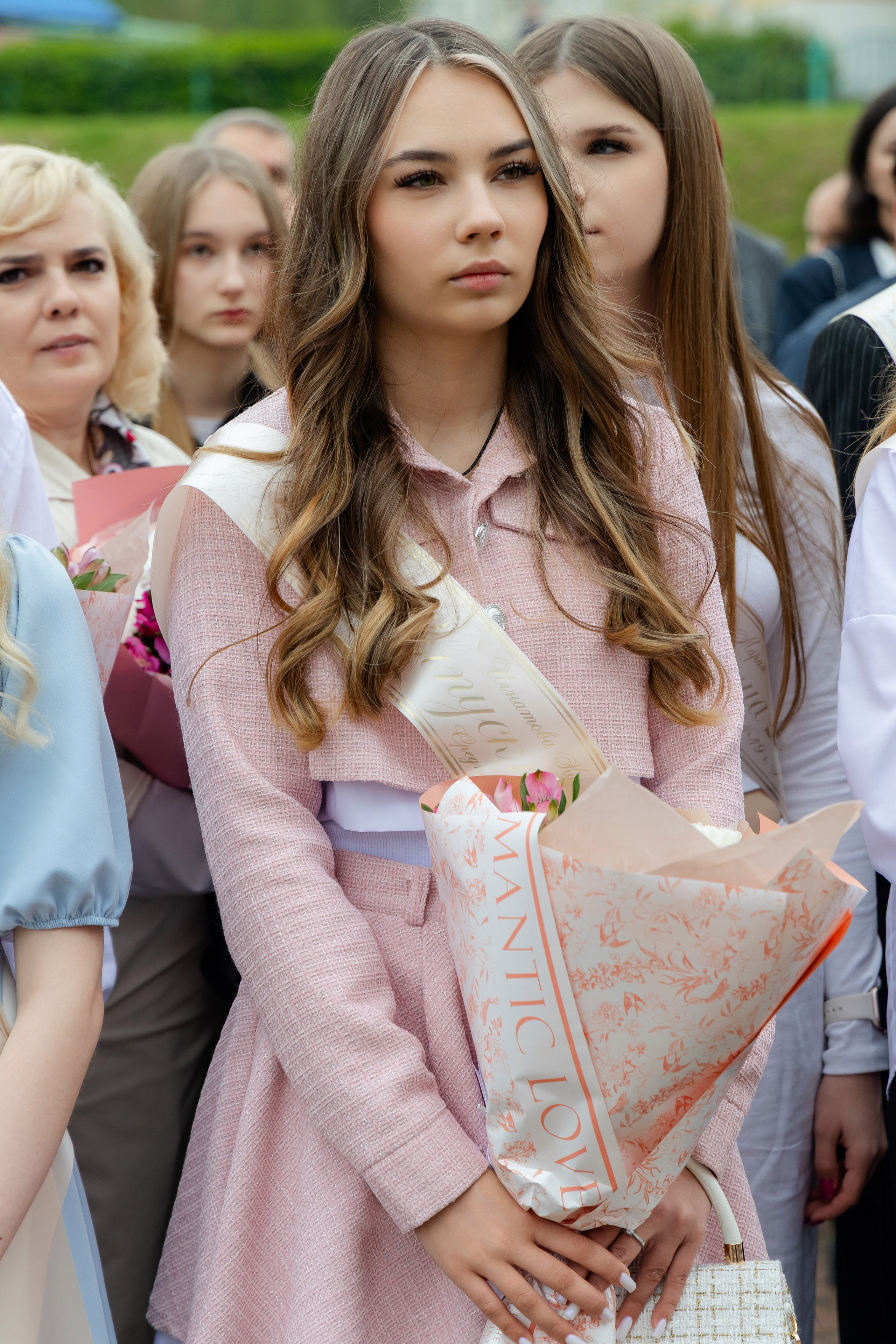 Последний звонок 2025 в Минске. Свадебный фотограф в Минске/Беларуси Сергей Спиридонов