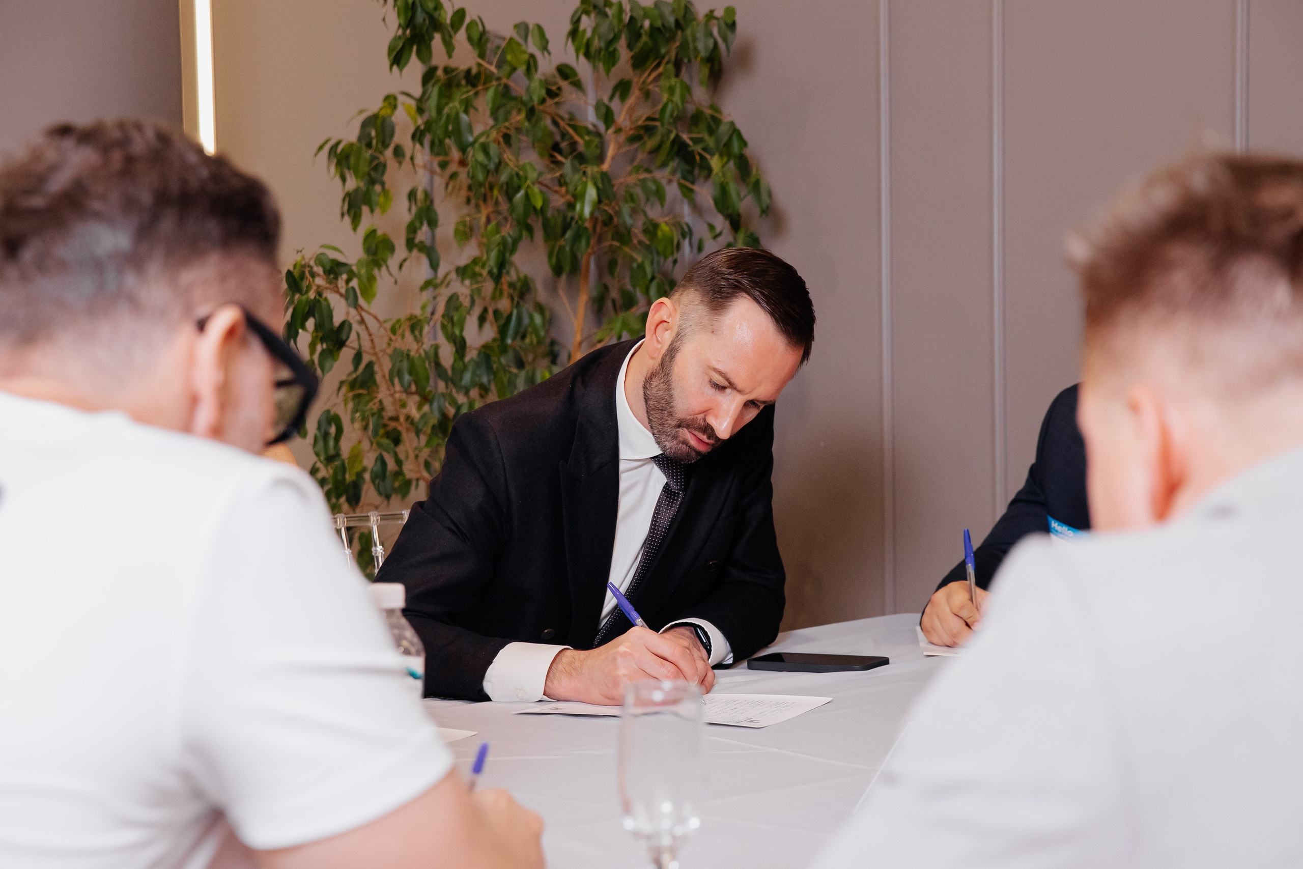 Высоцкий «Клуб строителей». Репортажный и портретный фотограф в Екатеринбурге Гизатуллин Марат