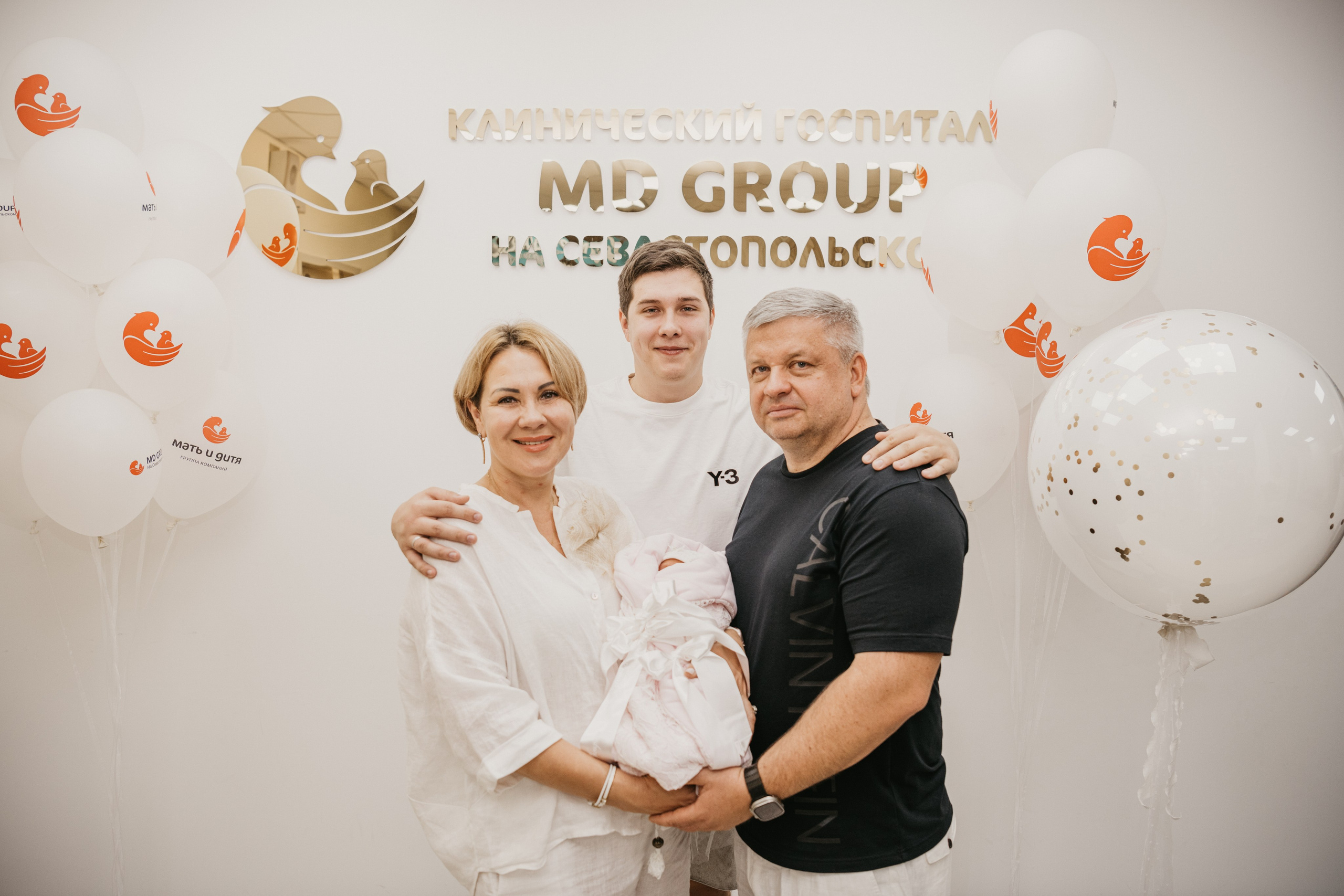 Выписка Виктории. Мать и дитя. Фотограф на выписку из роддома в Москве и МО