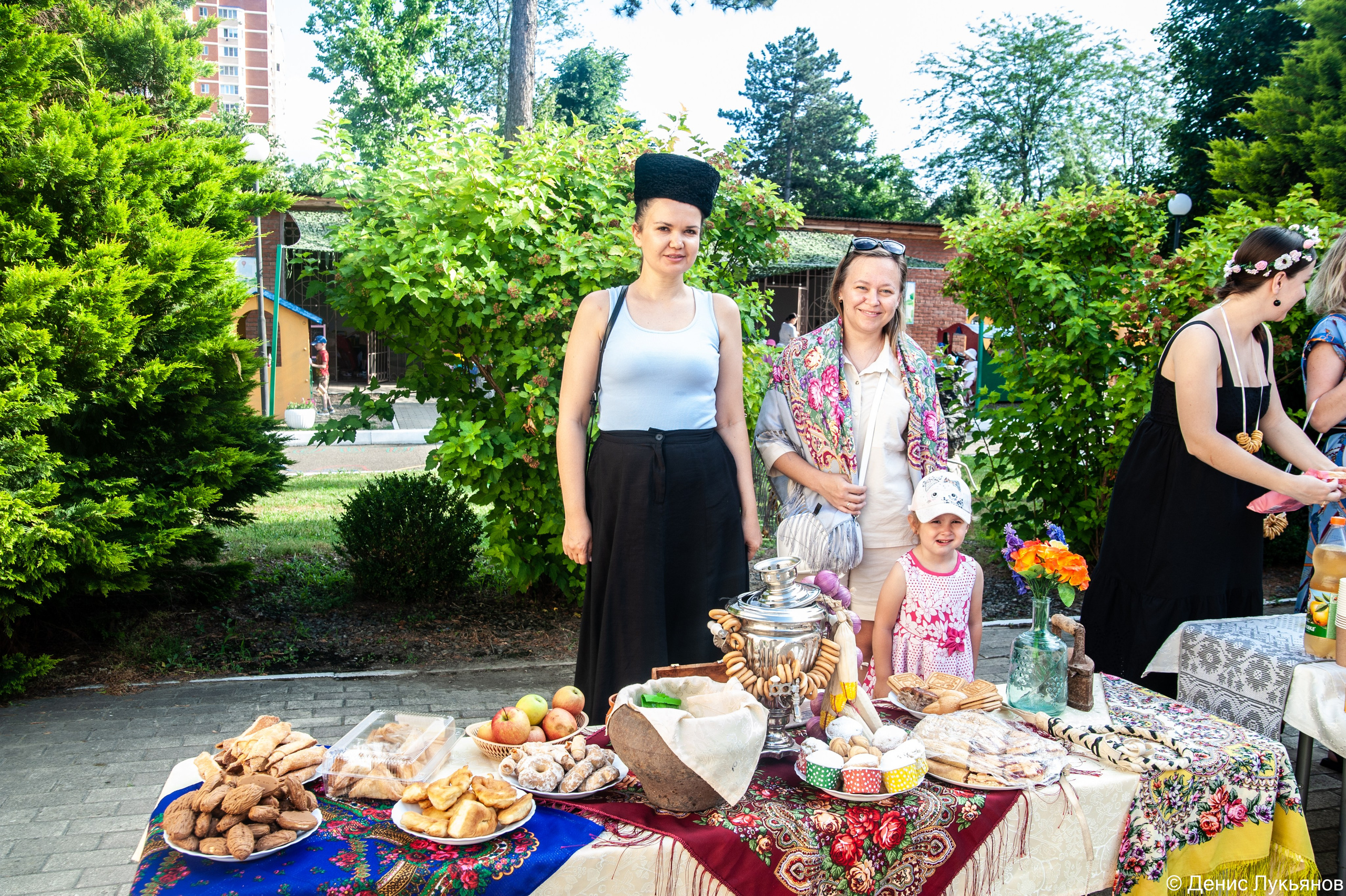 Ярмарка. Свадебный и семейный фотограф Денис Лукьянов в Краснодаре, Краснодарском крае и Республике Крым