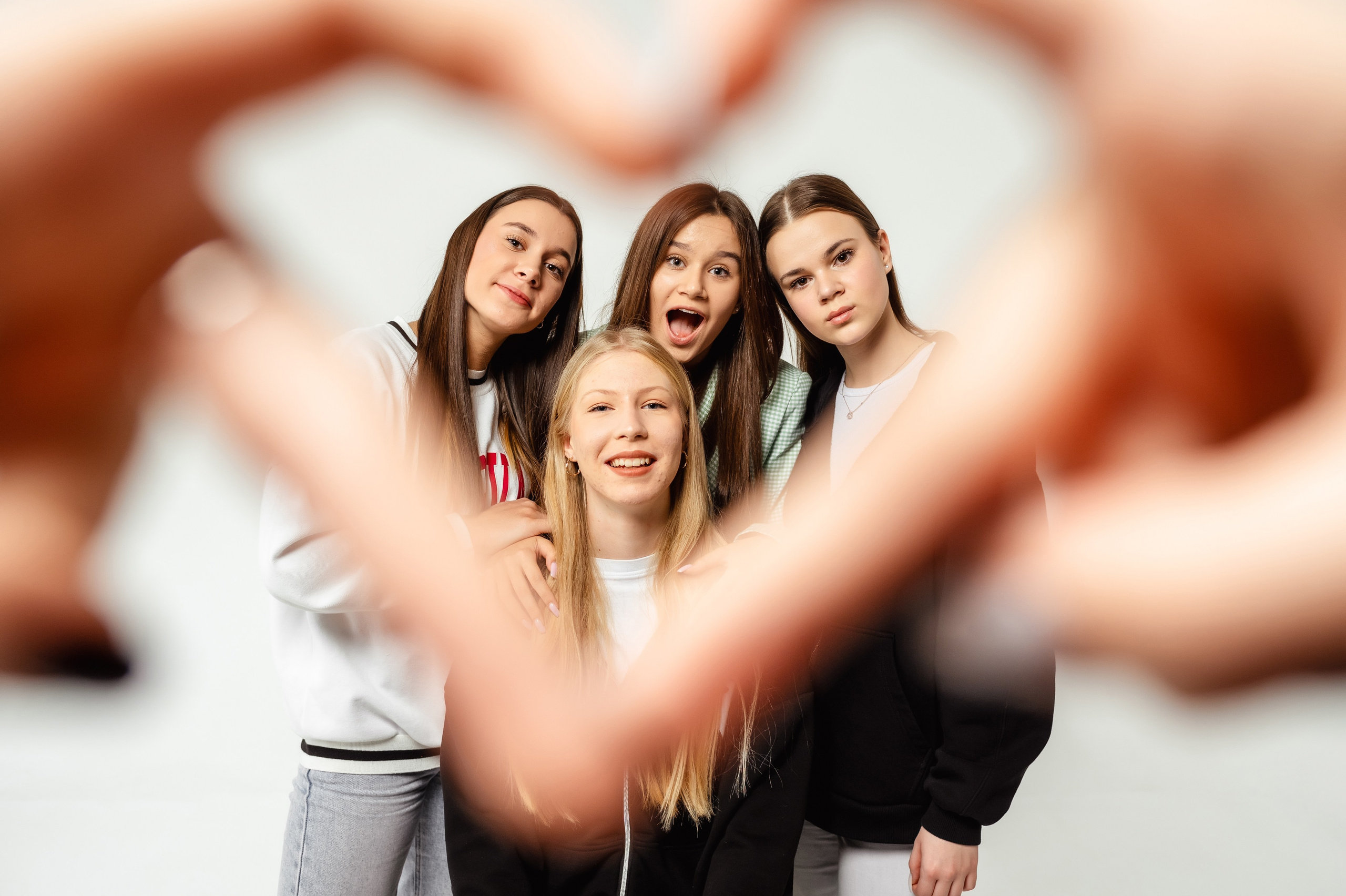 Выпускные школьные альбомы, детсадовские альбомы — Заречный, Пенза, Россия.