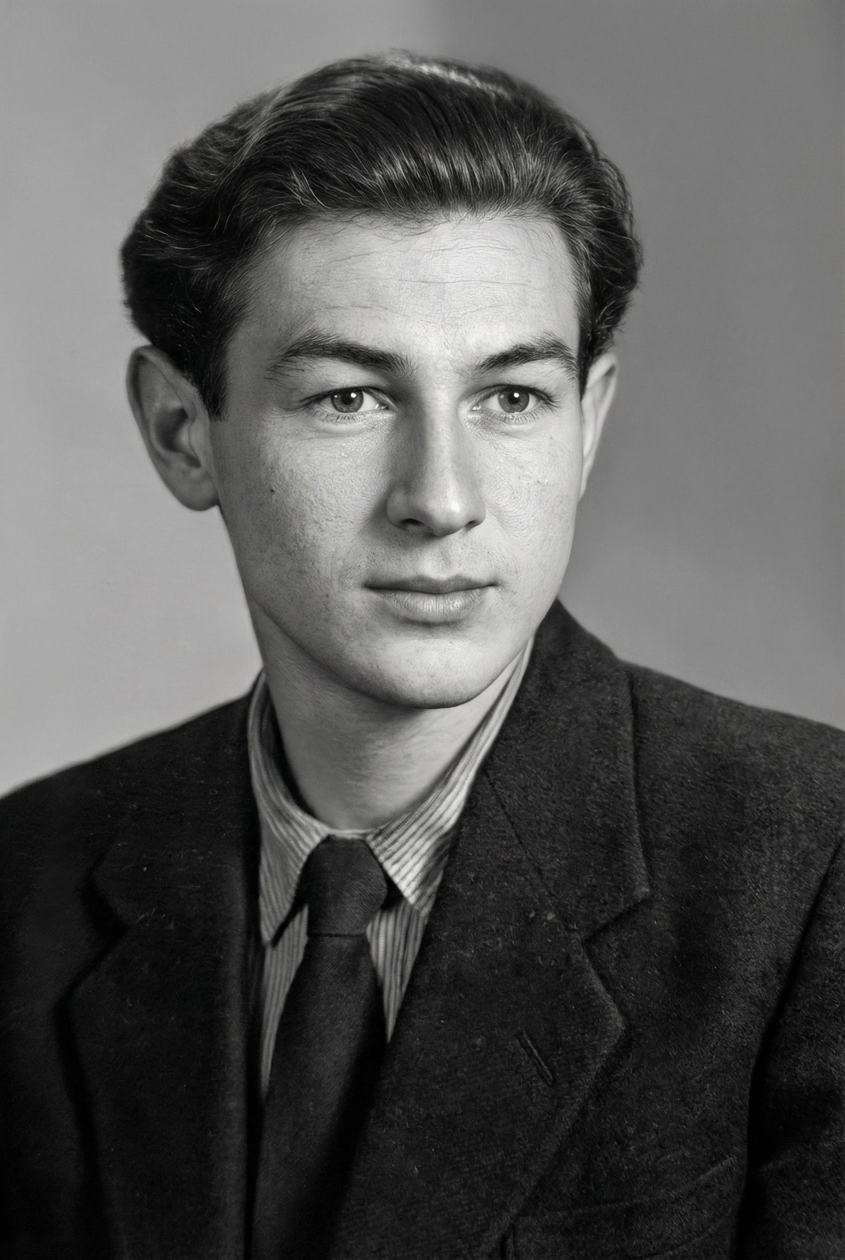 Реставрация фотографий. Выпускные альбомы Натальи Бутко: Новороссийск, Анапа, Геленджик