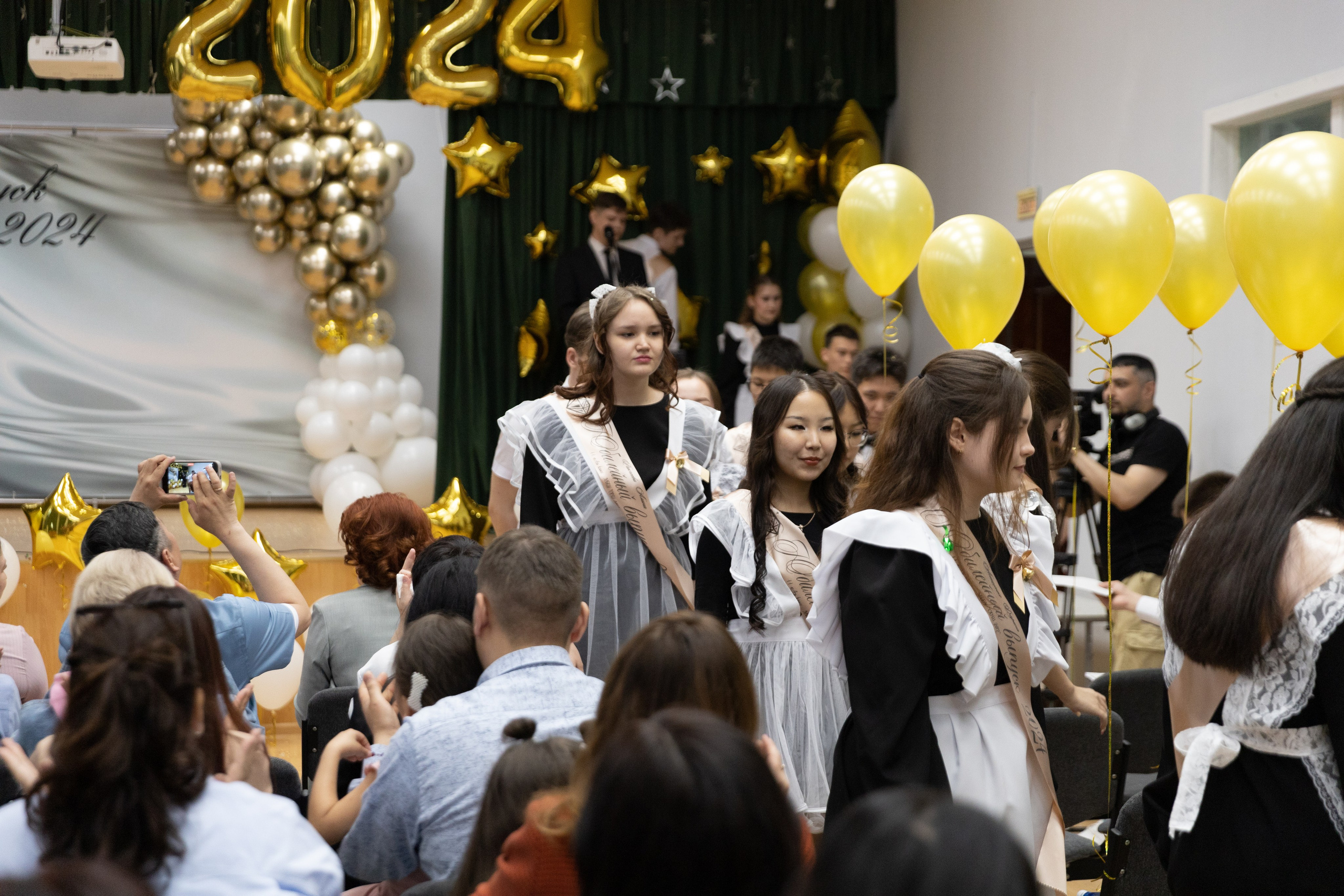 Репортажи мероприятий. Литовкина Анастасия фотограф, выпускные альбомы г. Мирный