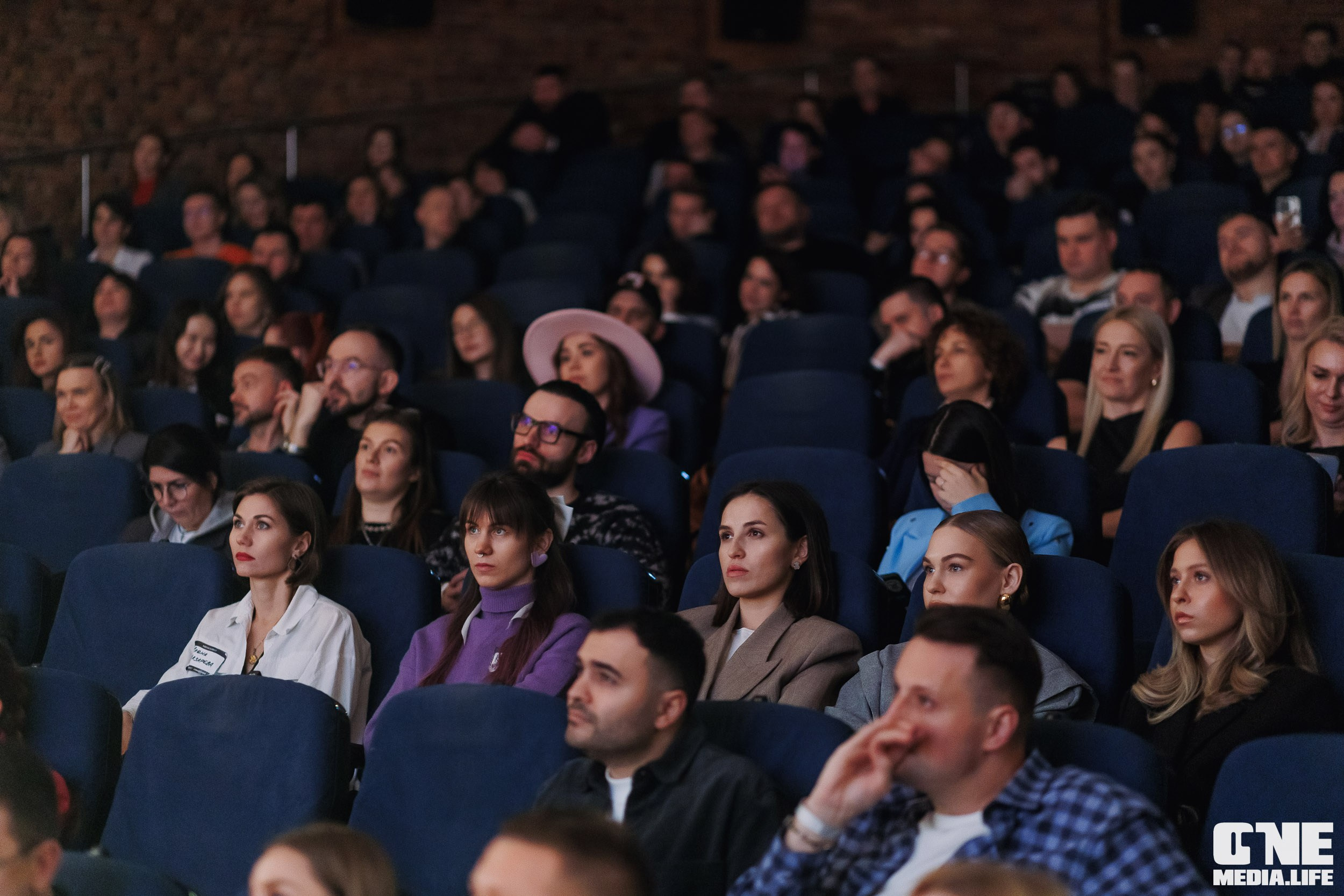 Фоторепортаж из кинотеатра Заря. One Media Life: фоторепортажи, фотоотчеты с мероприятий и заведений