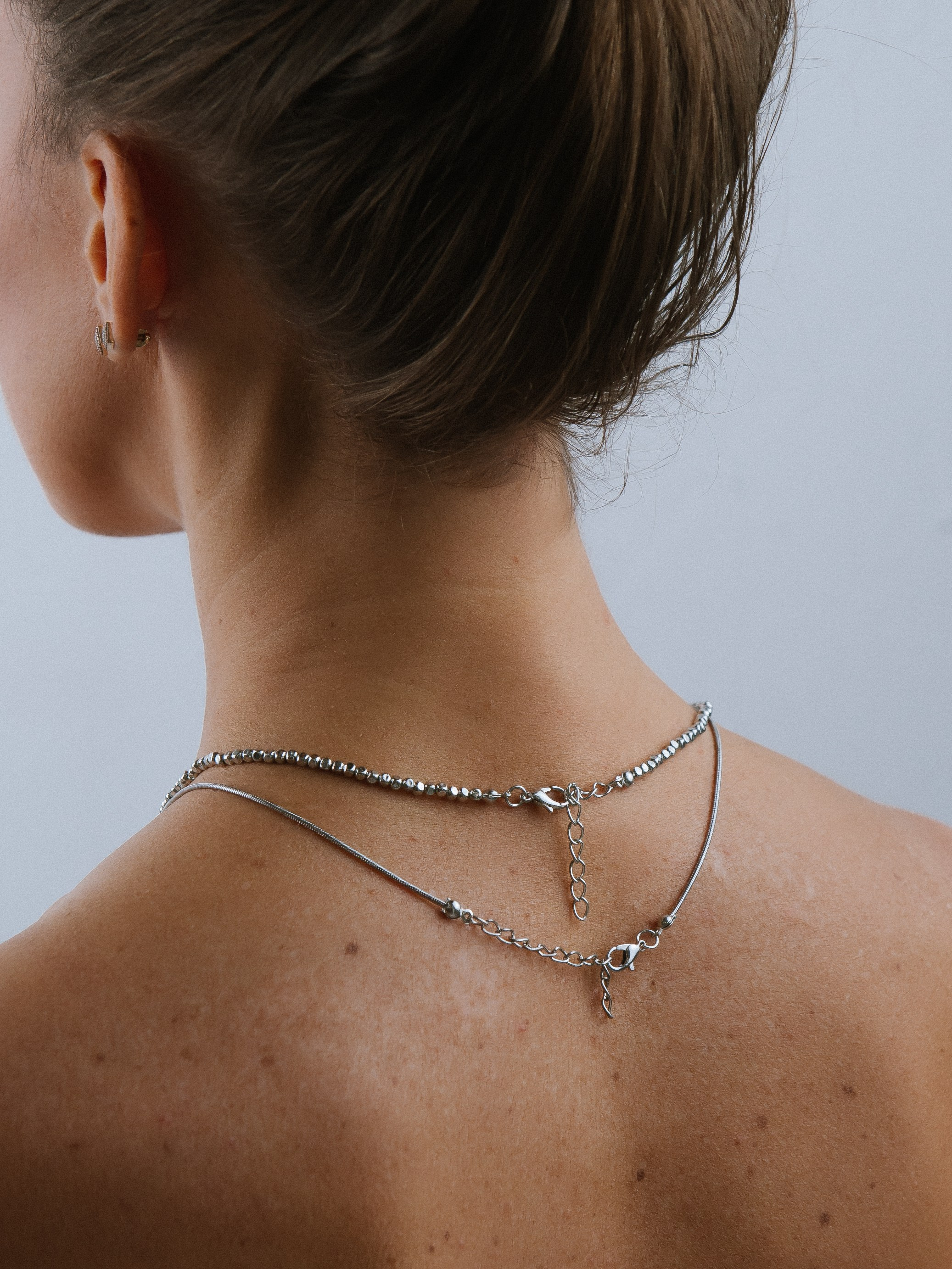 Бижутерия на модели. Ozon/wb