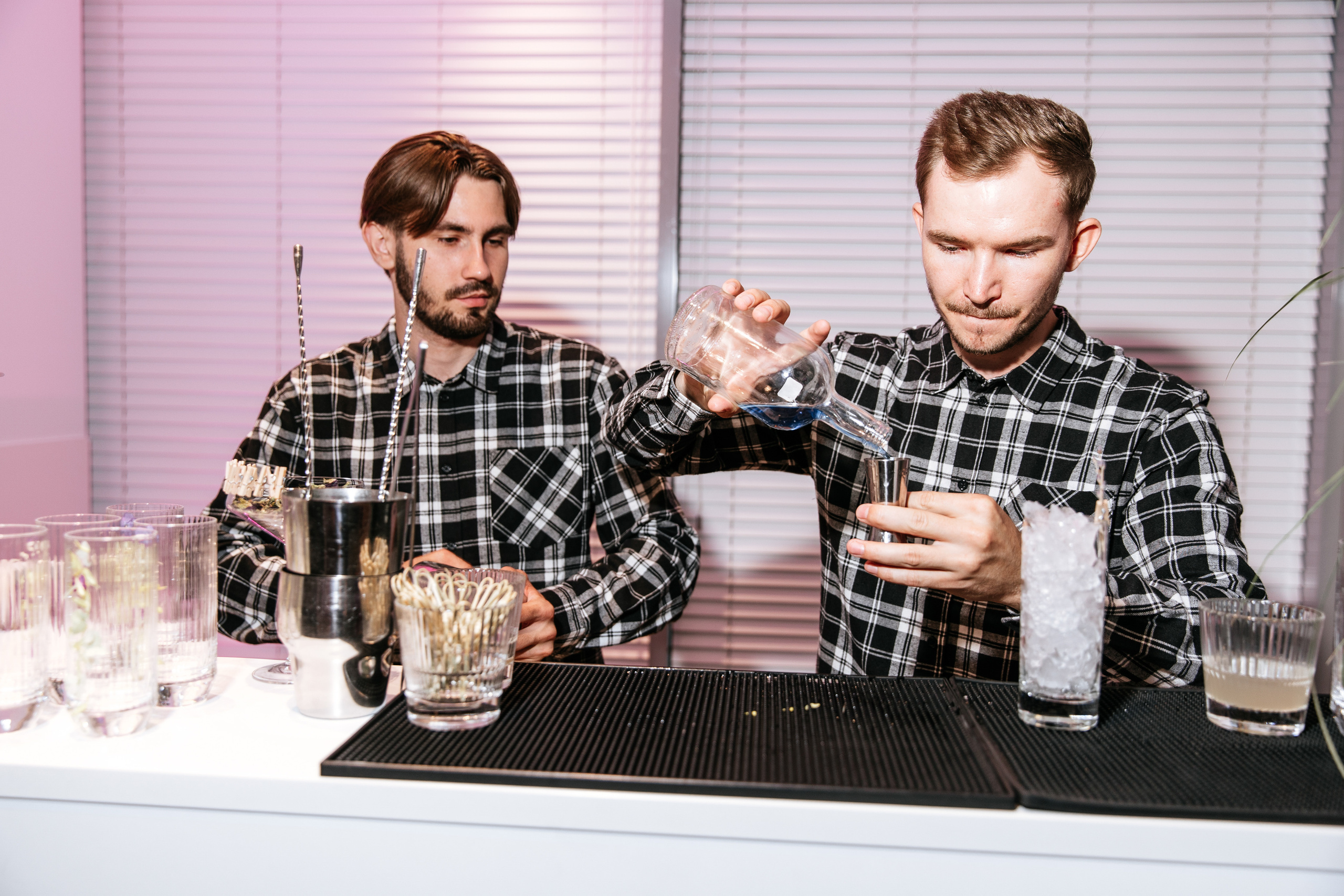 Окна Мира Sky-Frame