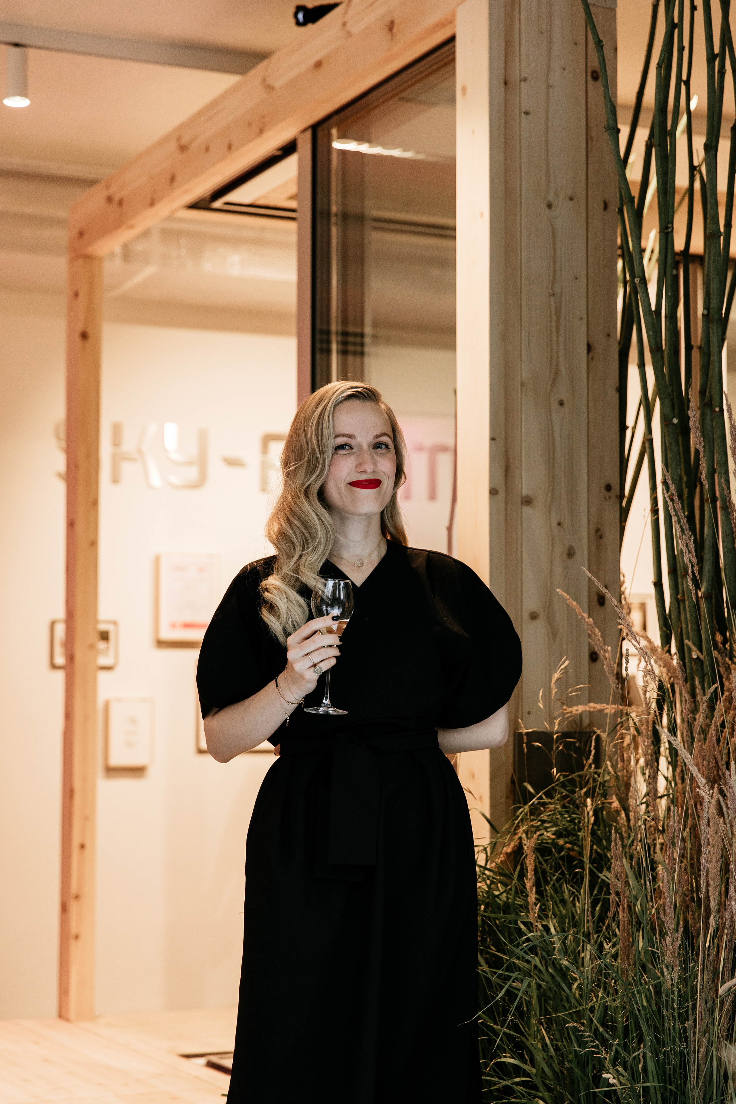 Окна Мира Sky-Frame