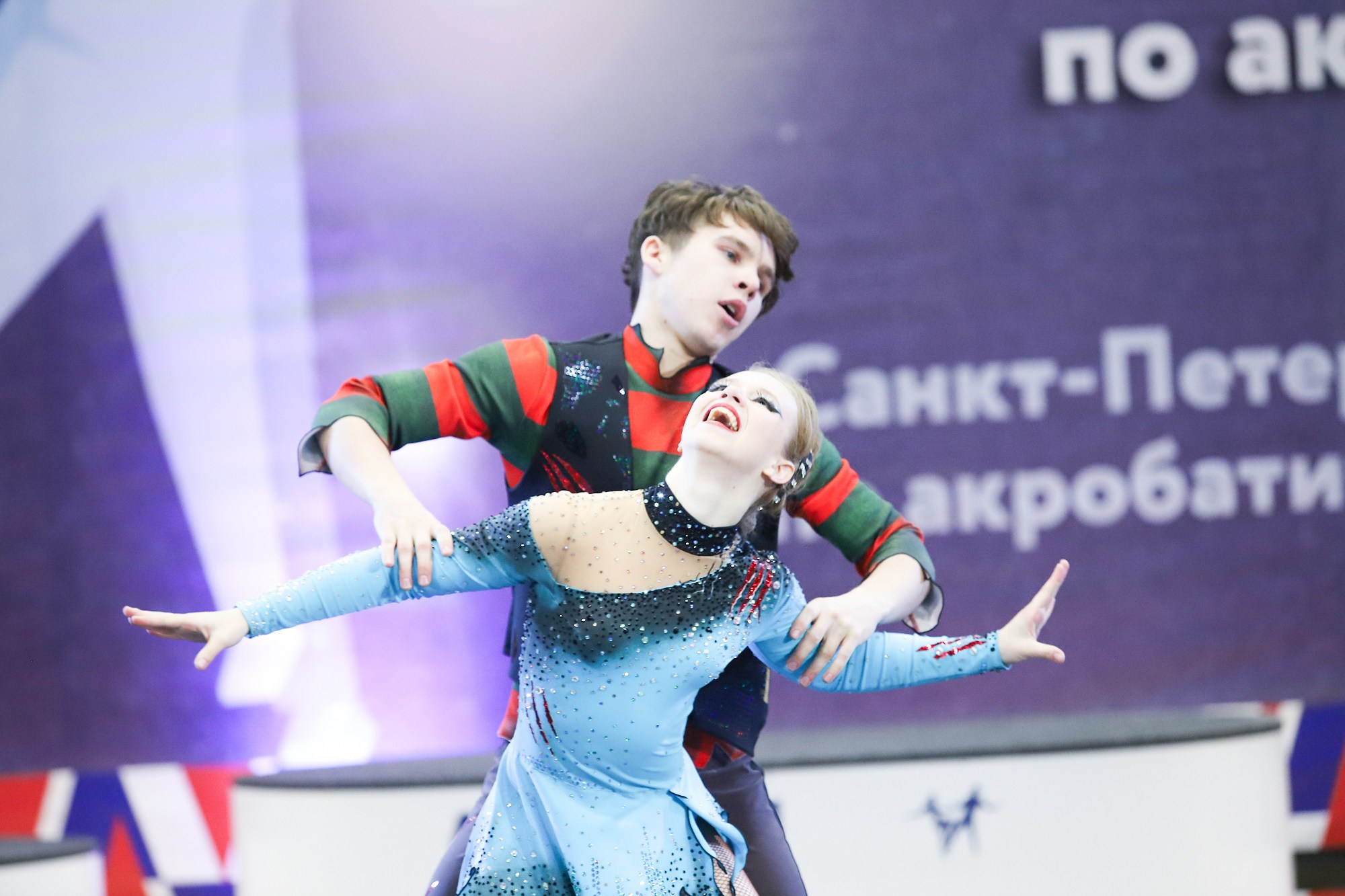 Чемпионат и Первенство Санкт-Петербурга по акробатическому рок-н-роллу. Фотограф Дарья Попова