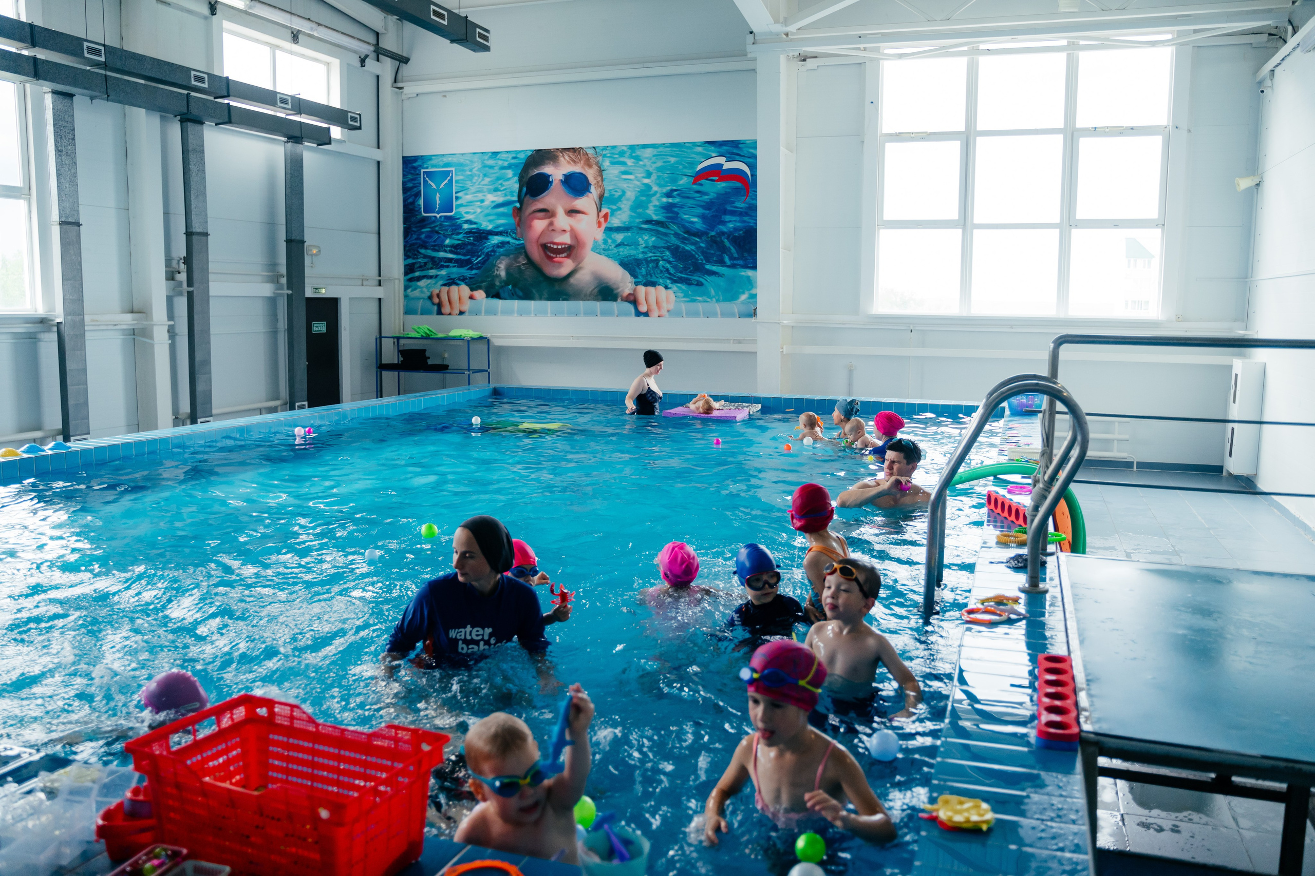 Студия детского плавания. Семейный фотограф в Саратове