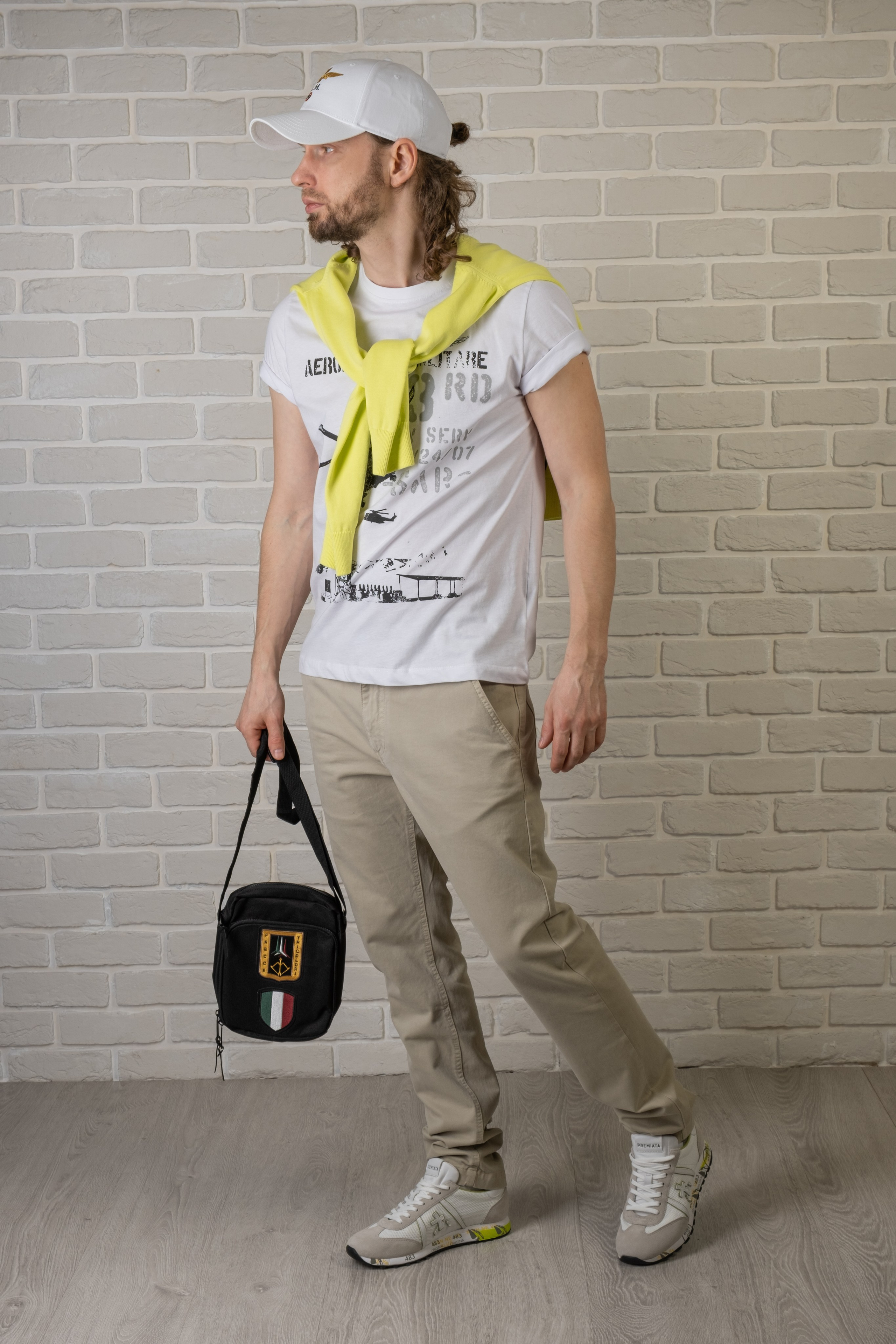 Имиджевая съёмка одежды. Предметный фотограф в Симферополе Антон Катунин