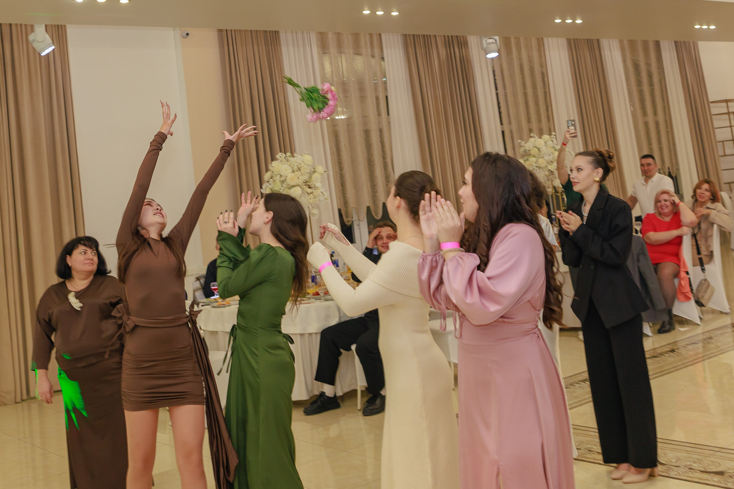 Данил и Сабина банкетный зал Beyaz Hall. Фотограф и видеограф в Крыму и Севастополе