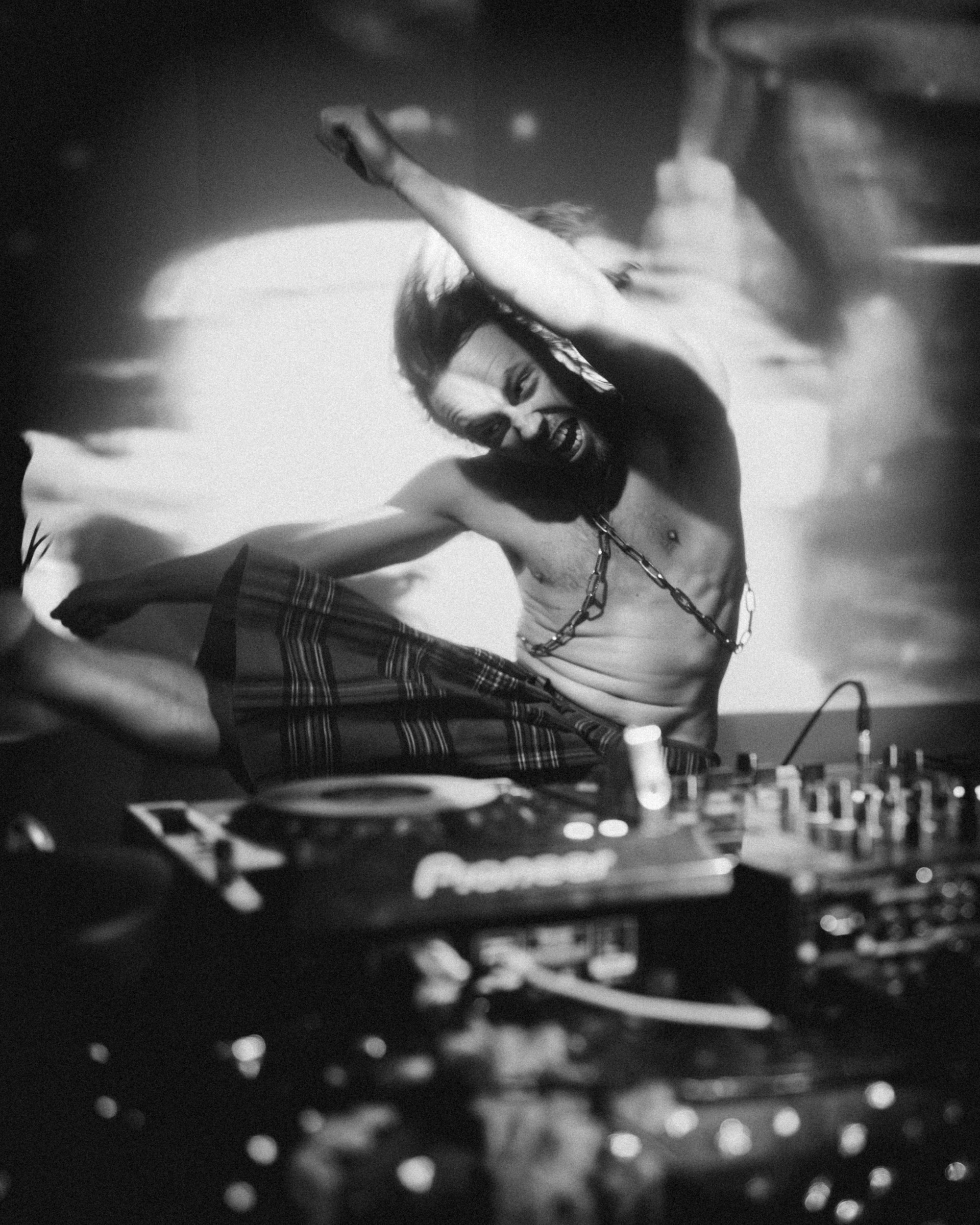 Весело и грустно. Кутнов Владислав | Портретная и городская фотосессии | Санкт-Петербург