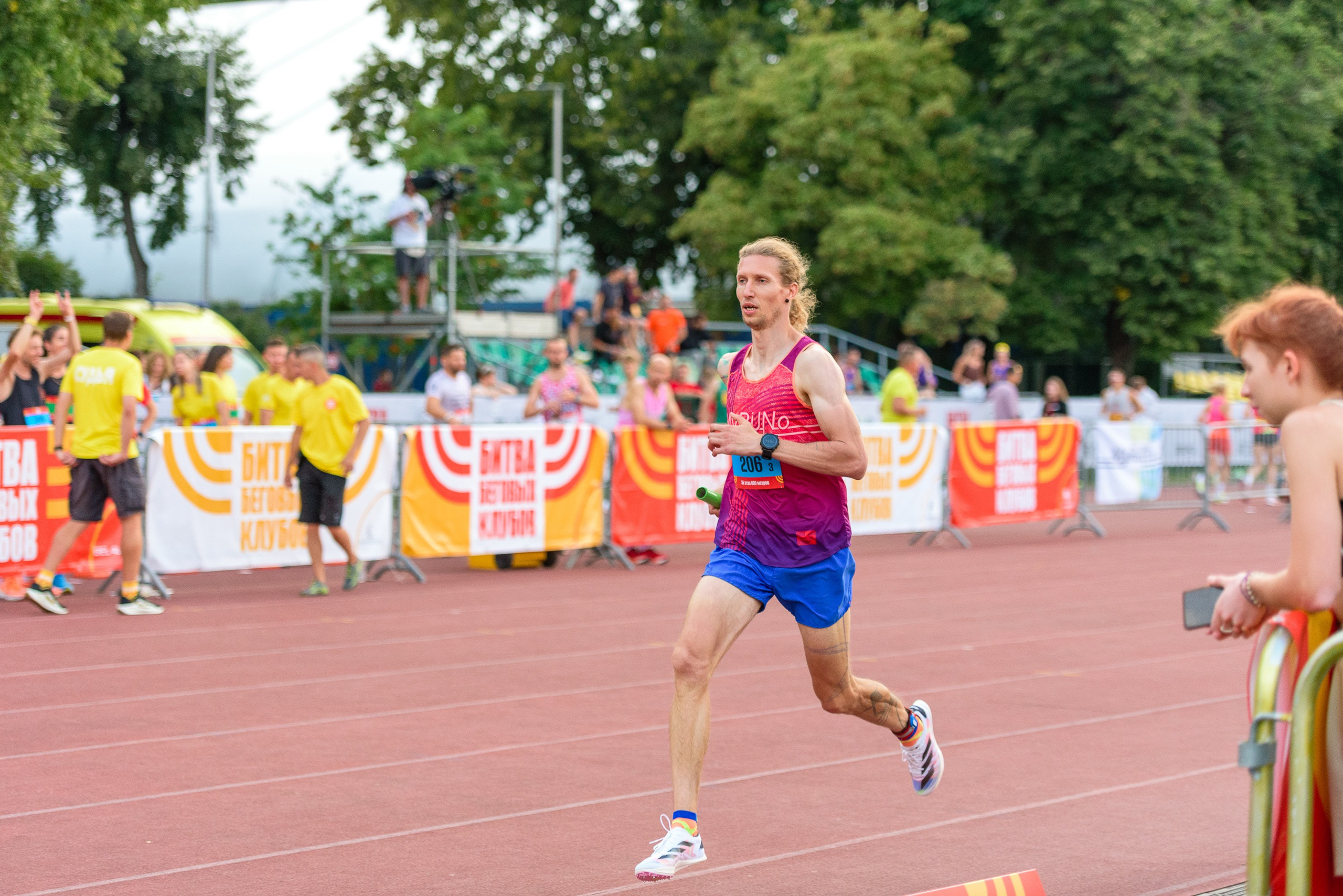 Битва беговых клубов. Репортажный фотограф Сергей Квартальнов