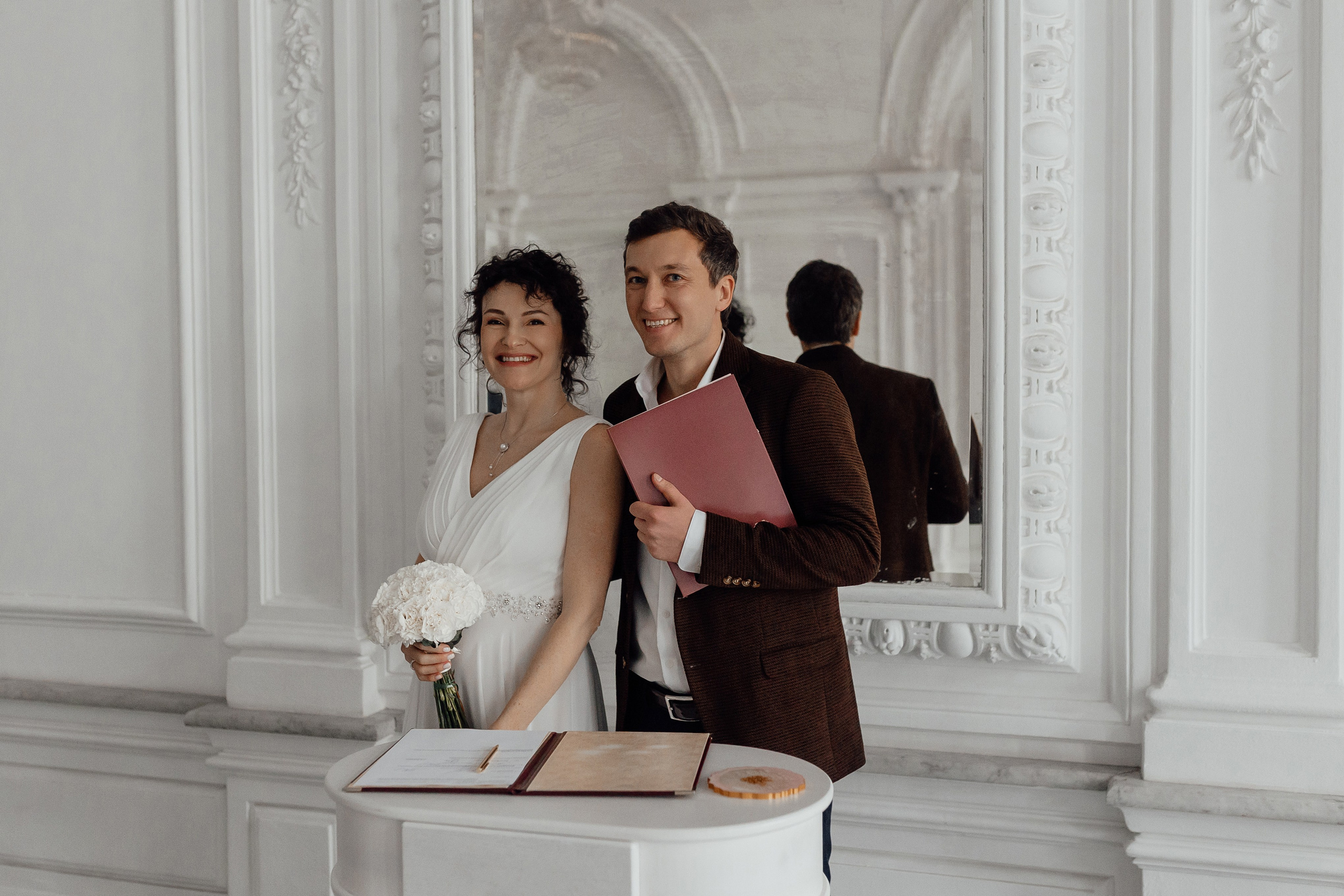 Свадебная фотосессия в Особняке Спиридонова