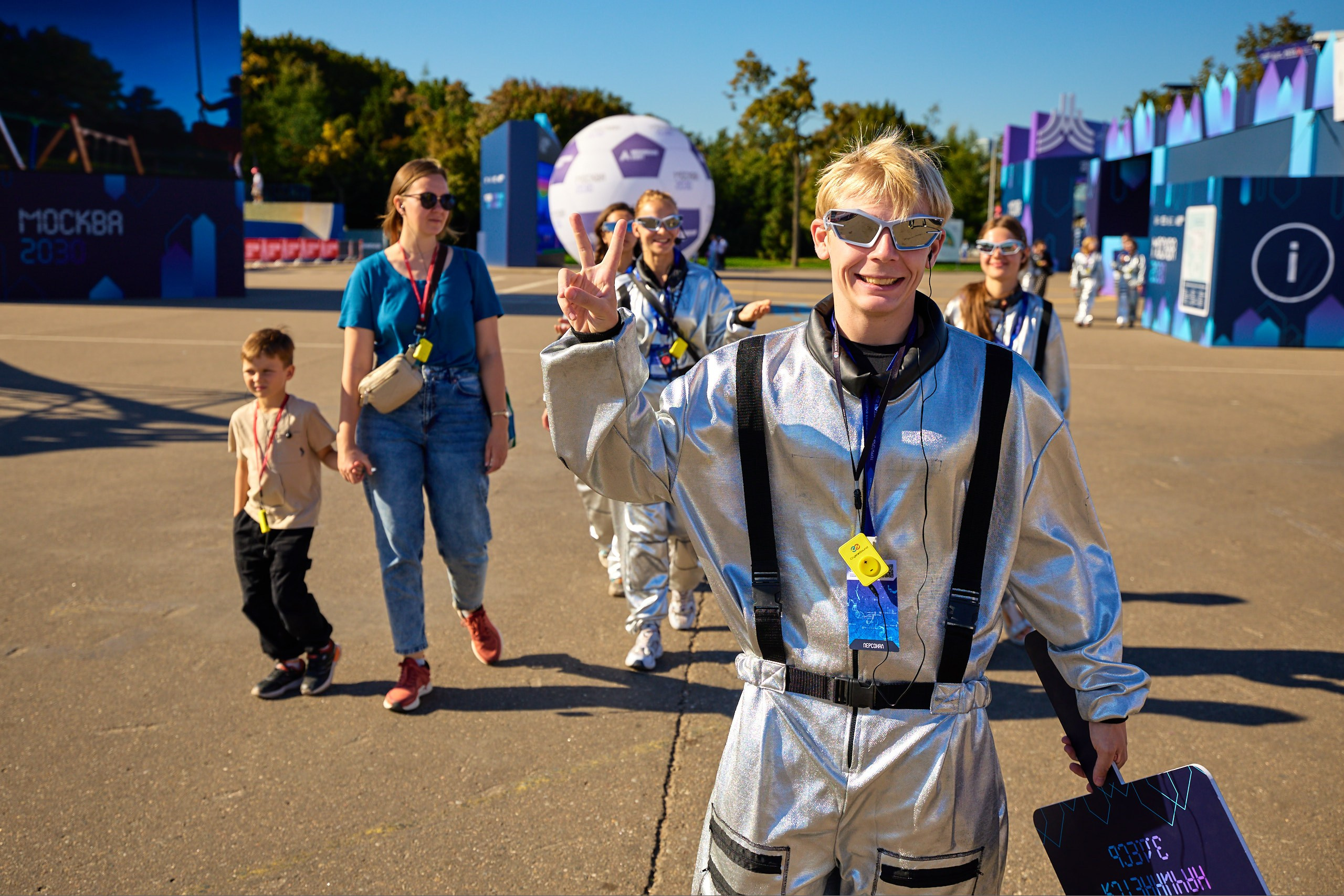 Репортажная съемка делегатов на форуме в Москве
