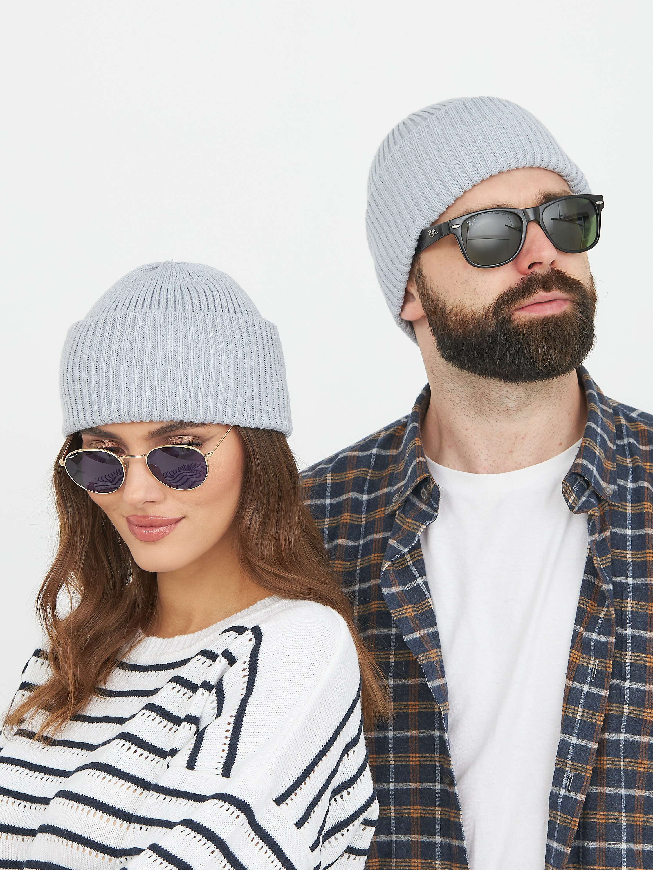 Фотосъемка шапок для маркетплейсов. Алексей Темнов — фотограф в Пятигорске