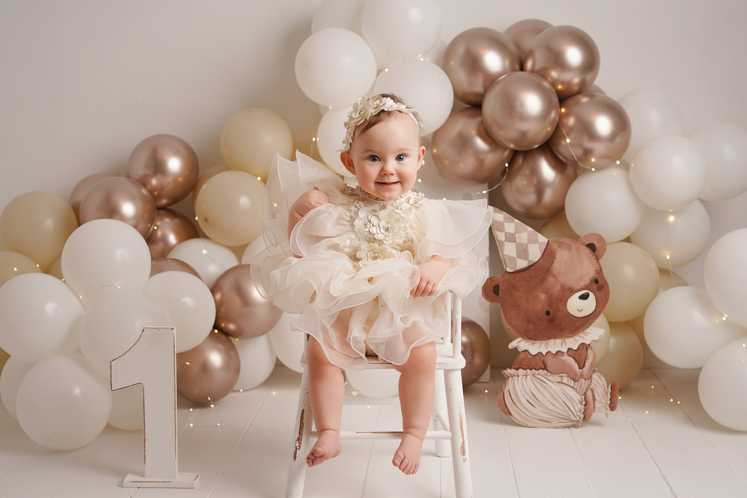 Детская фотосессия Первый год для девочек. Детский фотограф и фотограф новорожденных в Калининград Оксана Иваний