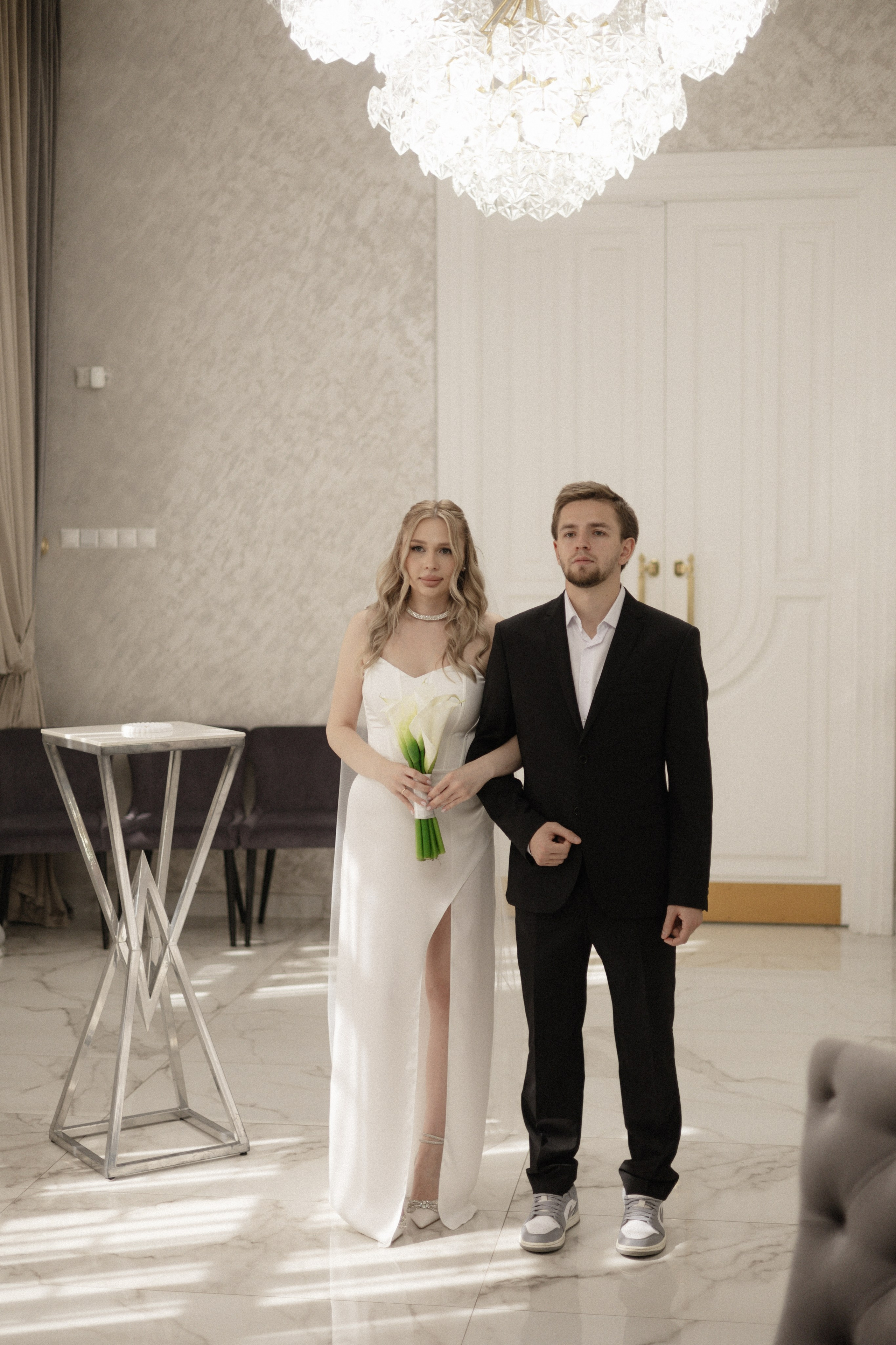 Арина и Дима. Сборы, роспись и прогулка. Свадебный и портретный фотограф в Москве Анастасия Масюк