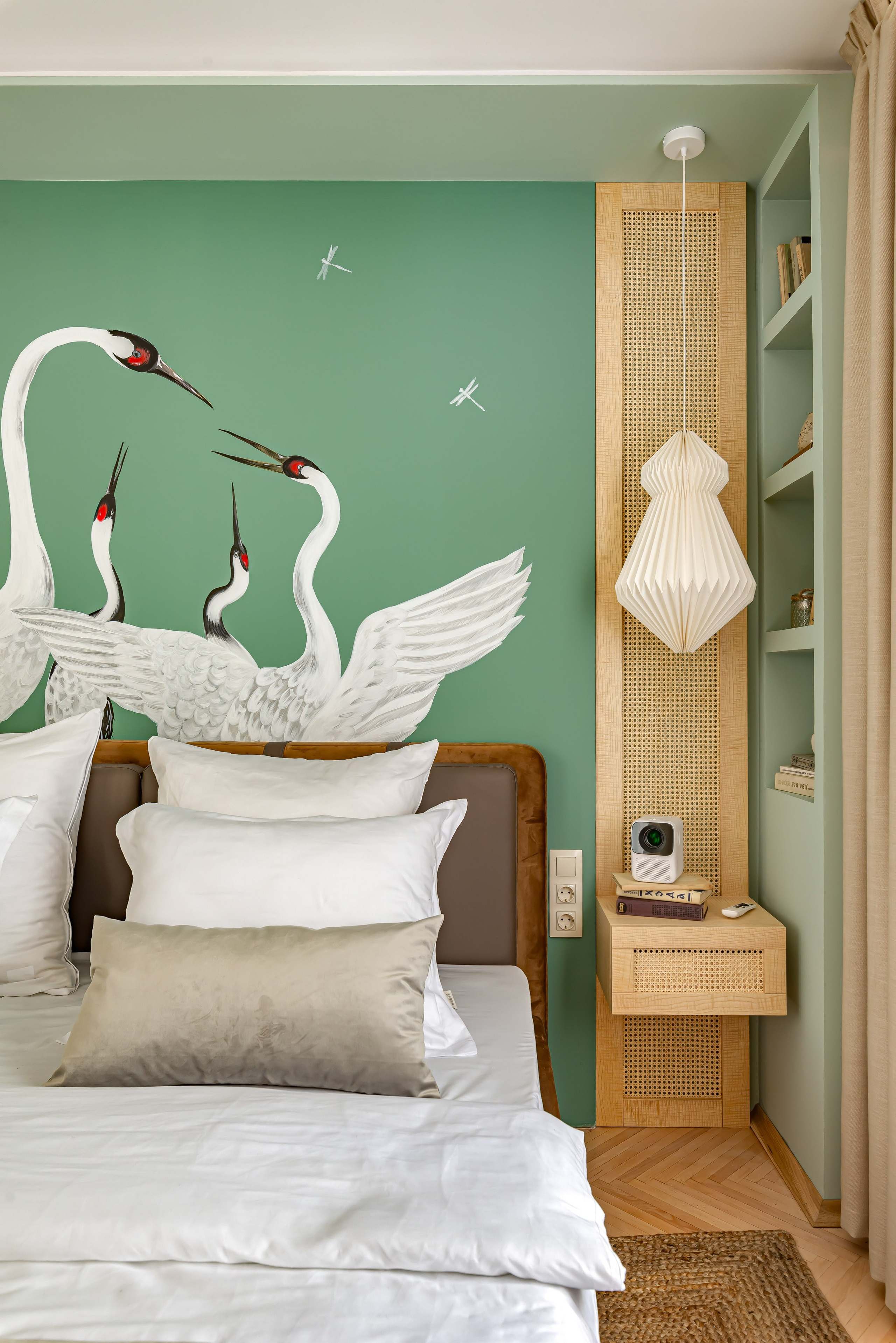 Спальня для телепроекта Большие Перемены на канале Россия 1. Интерьерная съёмка и виртуальные туры — Интерьерный фотограф Кузнецов Сергей (photopixiq)