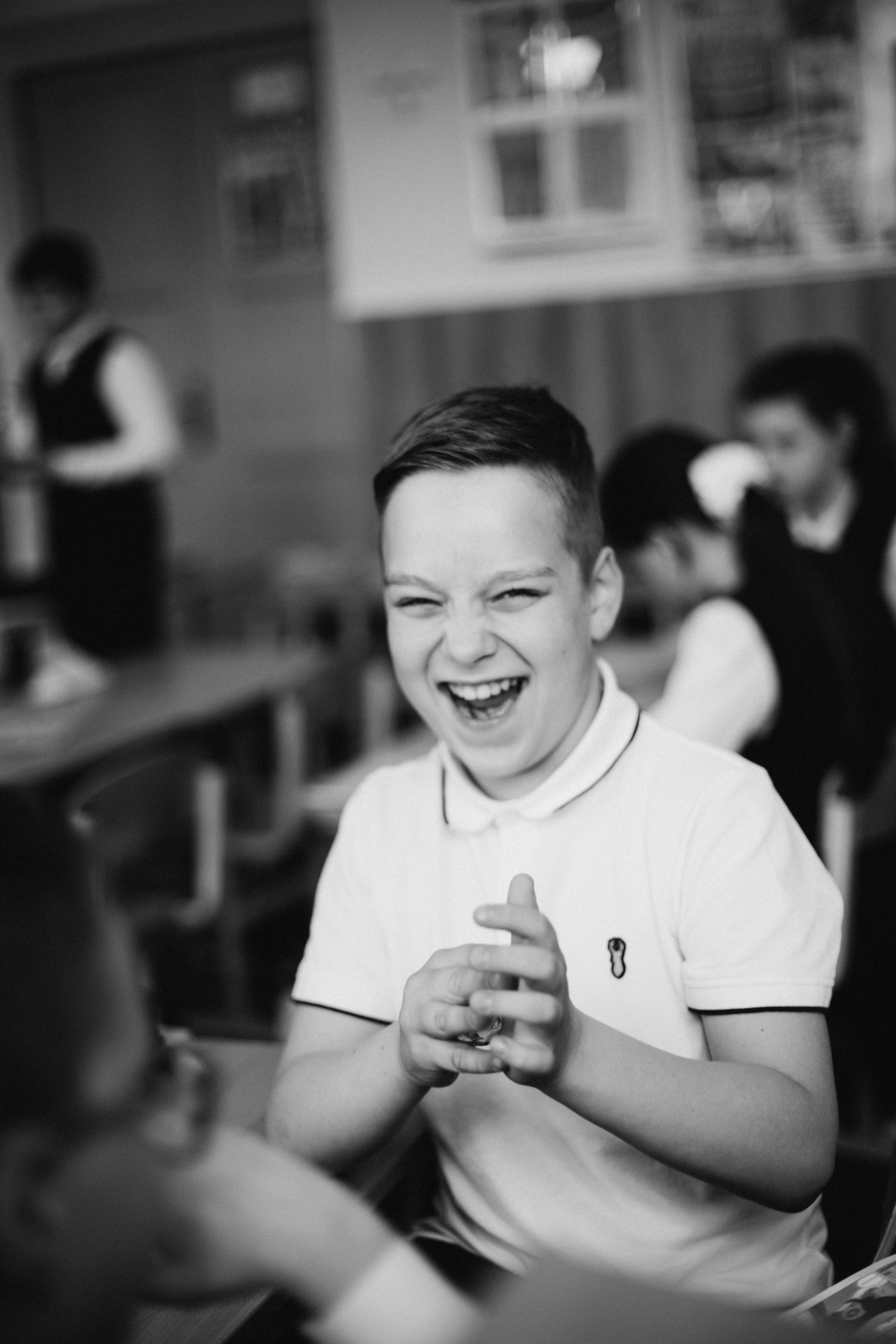 Школьные фотографии могут быть такими. Репортажный и детский фотограф в Минске