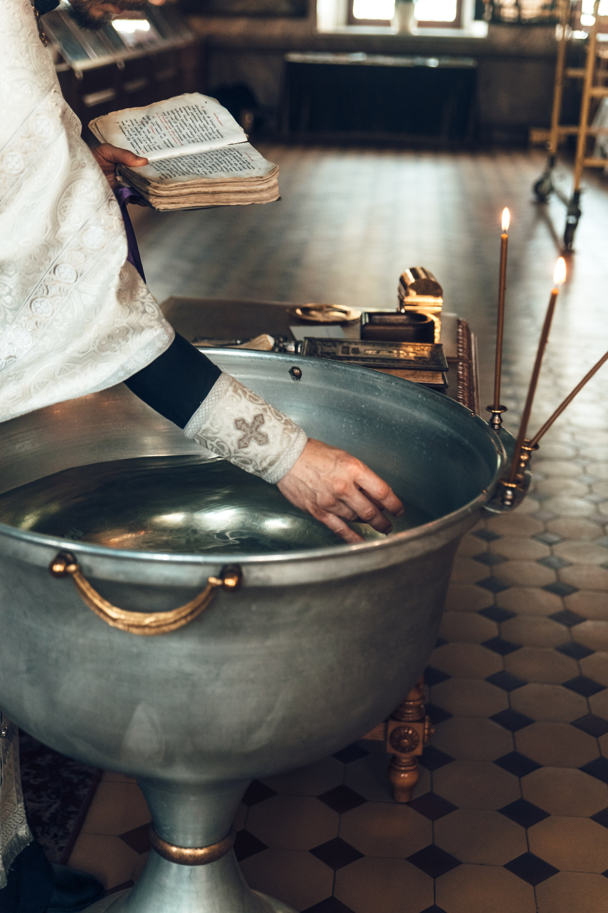 Крещение Василисы. Семейный фотограф в Калуге Ирина Ушакова. Фотограф на роды
