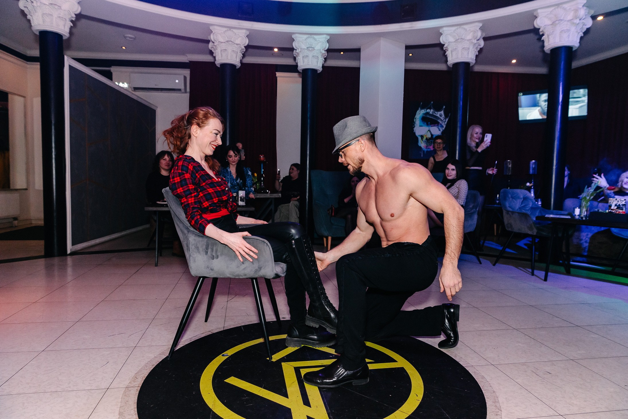 8 марта в лаунж-баре Major 2024. Свадебный, семейный и детский фотограф в Калининграде Елена Кравцова