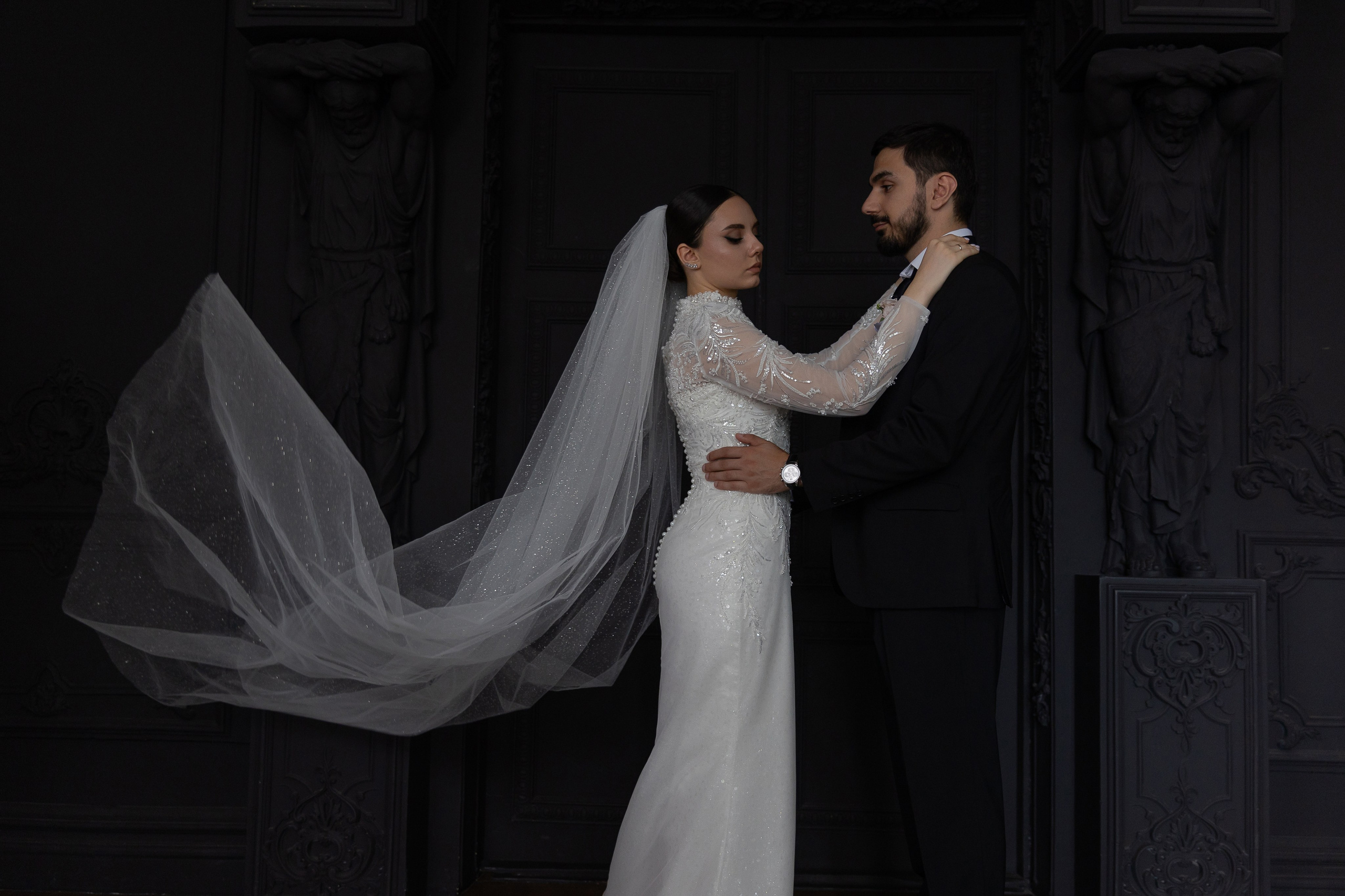 Свадебная фотосессия в фотостудии «Hram» 24.08.2024. Свадебный и семейный фотограф Виолетта Сидельникова. Краснодар, Россия, Беларусь, Европа