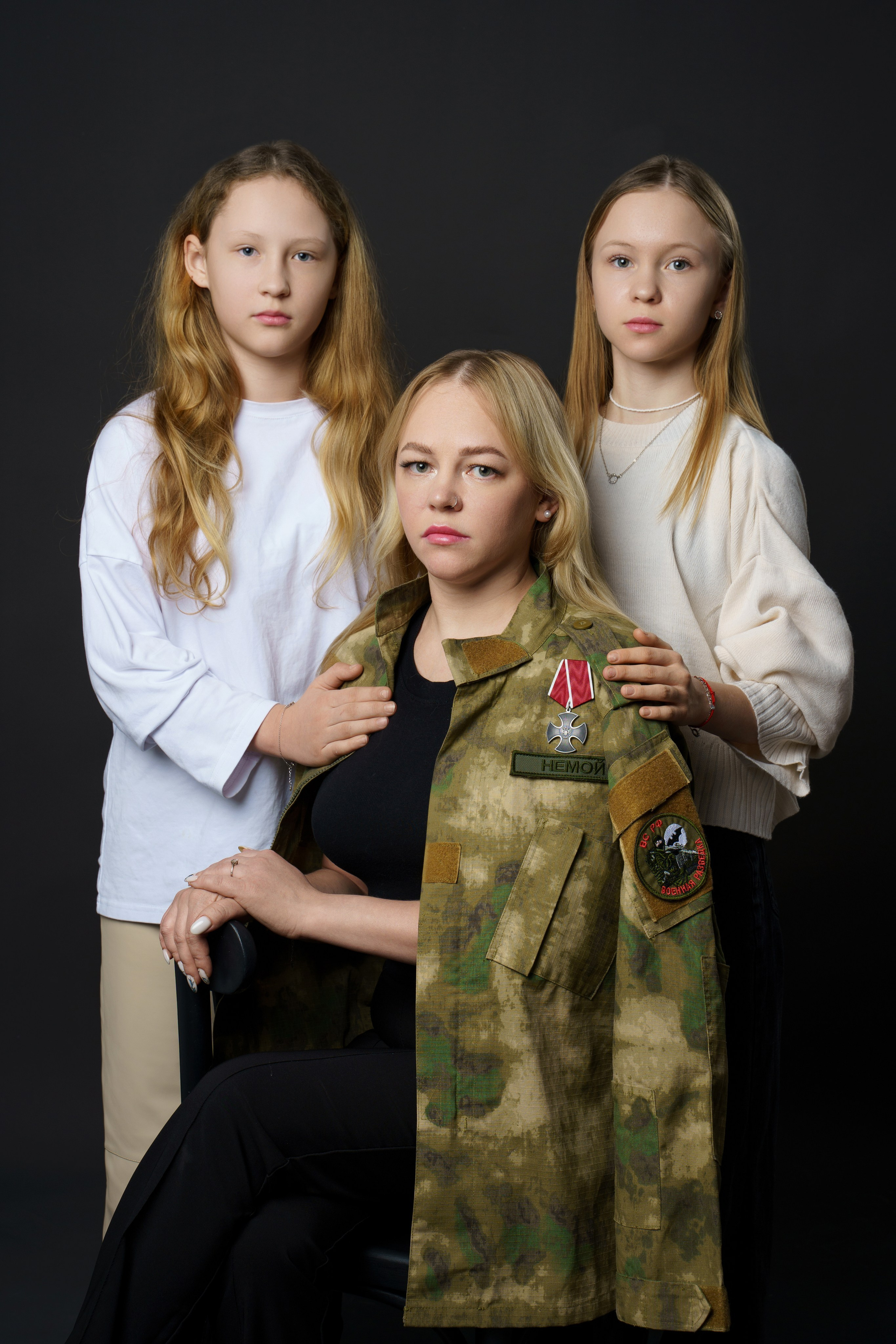 Благотворительный фотодень «ЖЕНА ГЕРОЯ». Школьная фотостудия «Like Moment» в Строгино