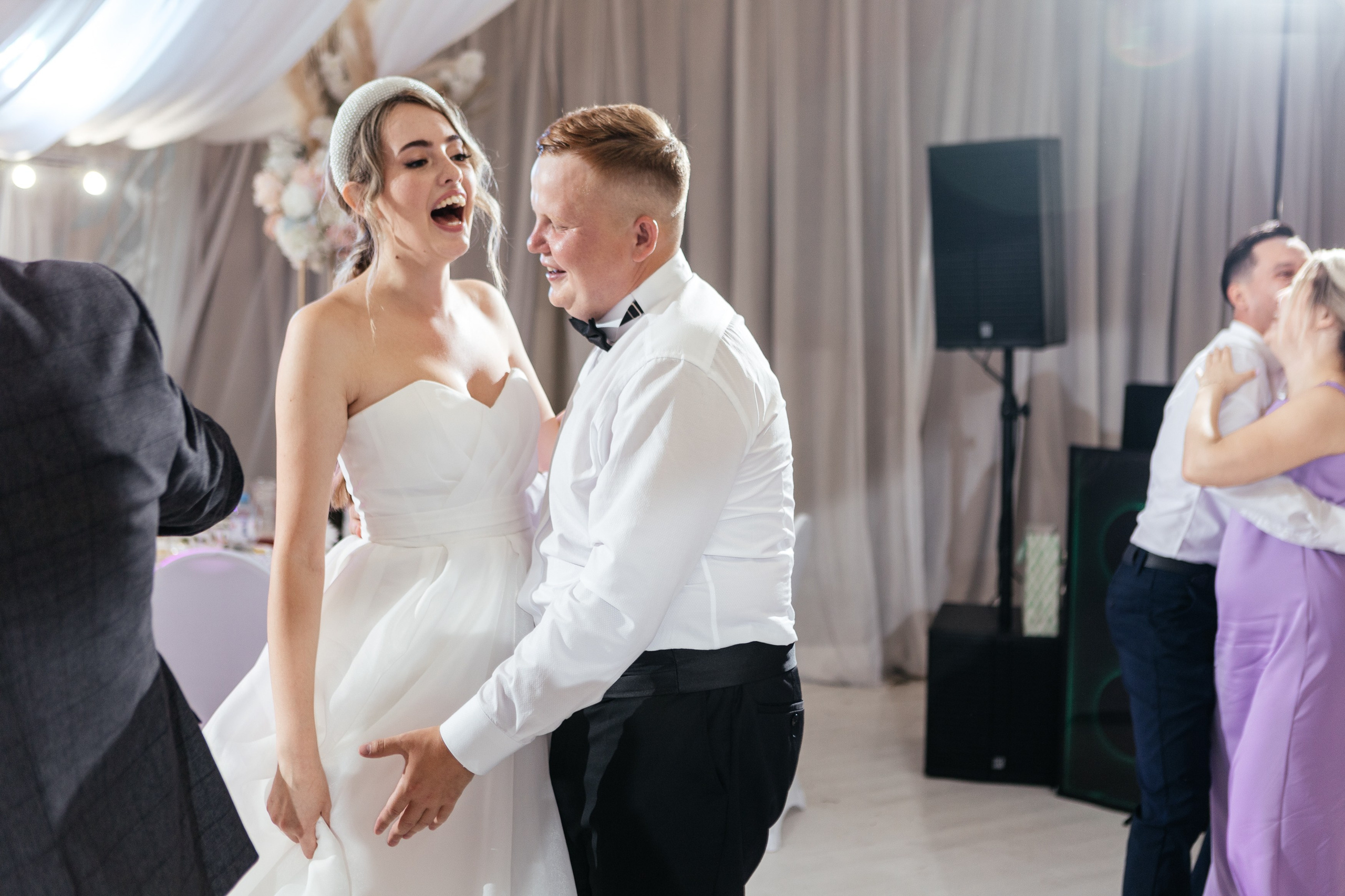 Свадебный фотограф Уфа — Руслан ГабдлисламовЖивые эмоции, красивые кадры, воспоминания на всю жизнь.Работаю по всей Республике Башкортоста. Свадебный фотограф Уфа Руслан Габдлисламов