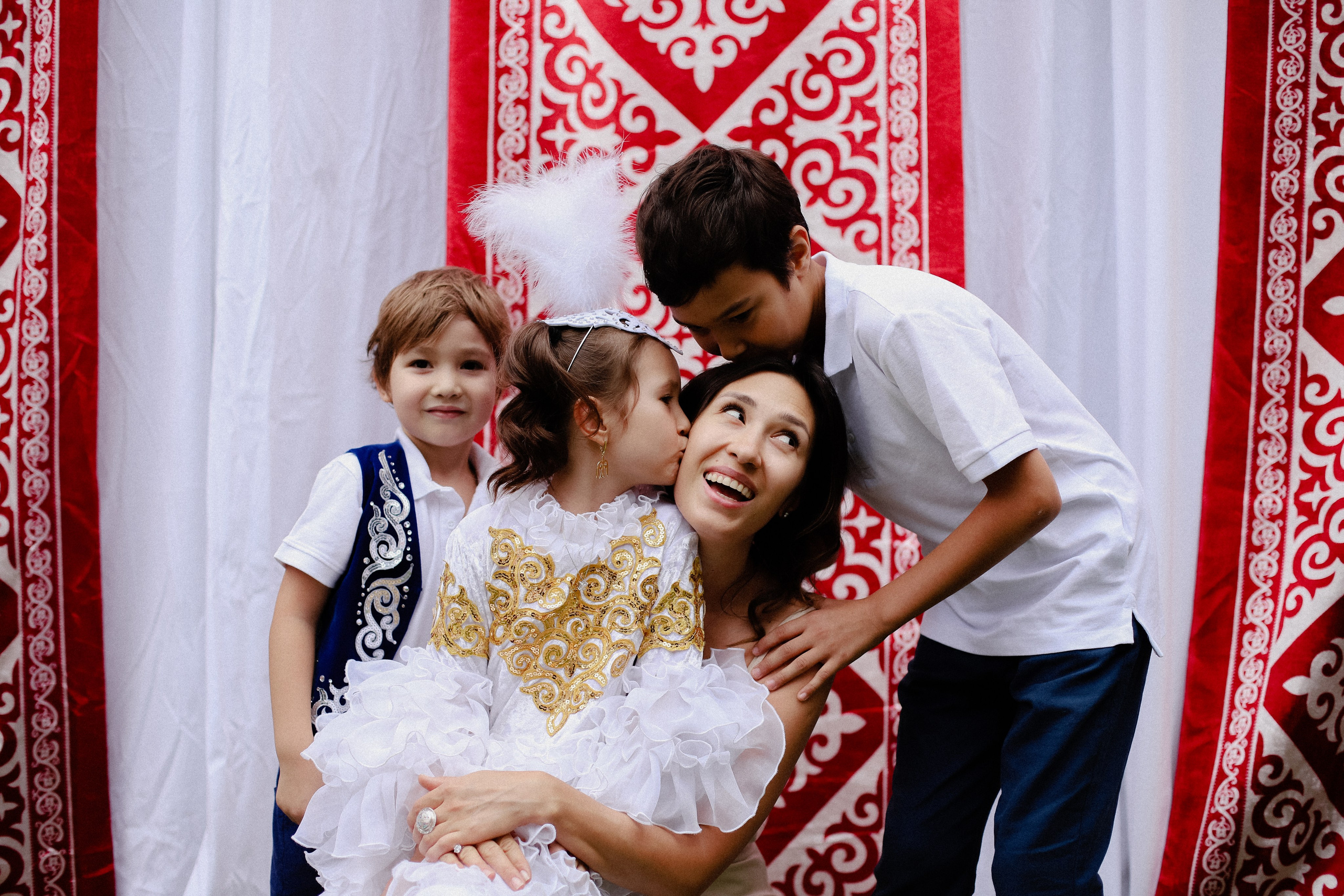 Тамирис Сырка салу. Фотограф в Алматы и Москве Даша Пушкина