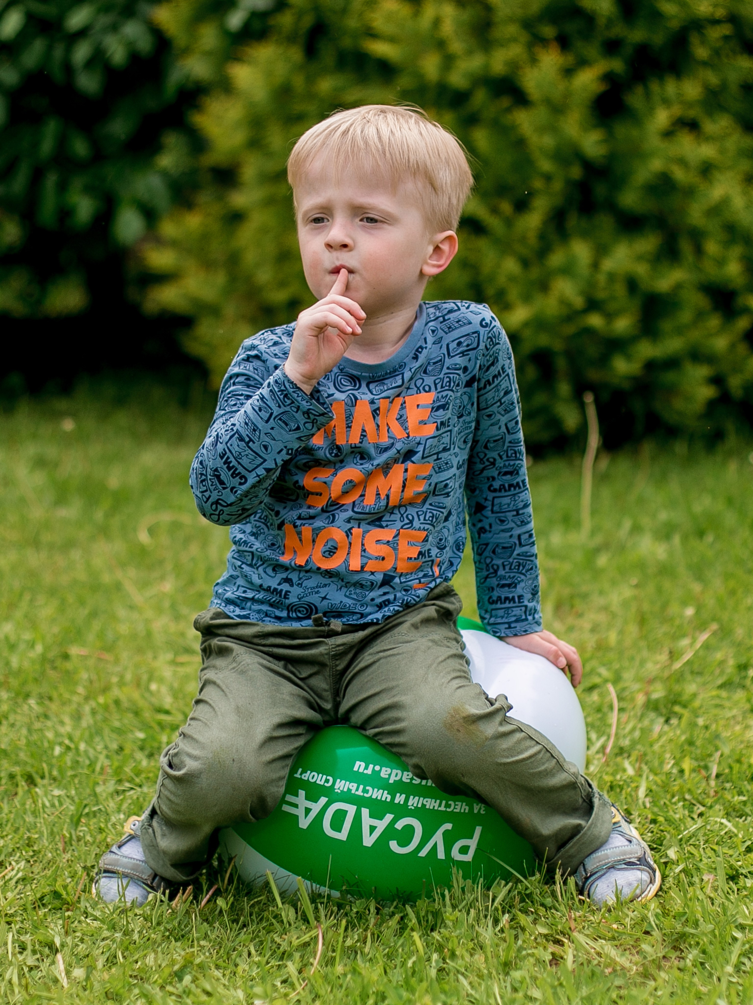 Фотосъемка детского Дня рождения на даче. Репортажный фотограф Борис Геер