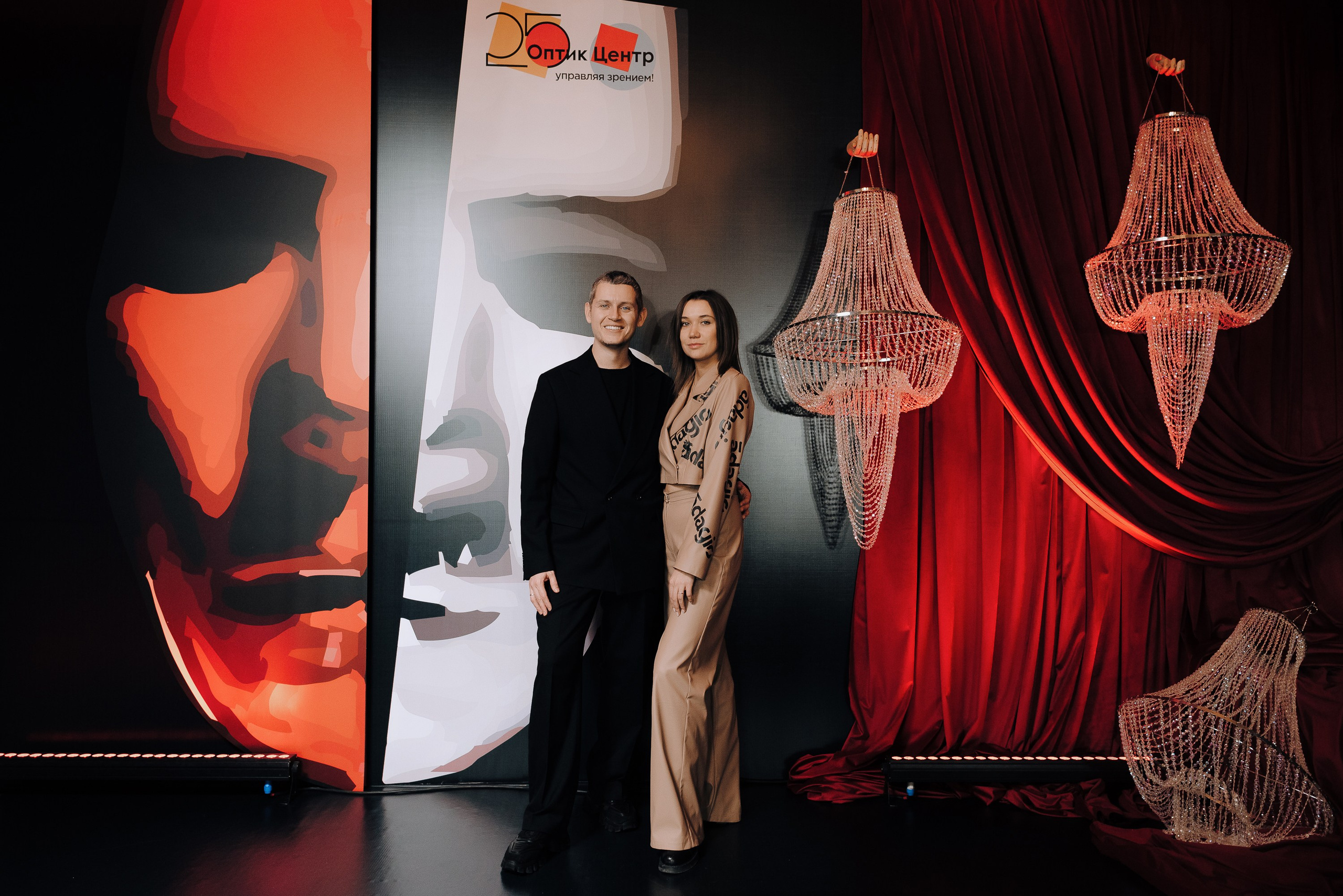 СПЕКТАКЛЬ «ВОЛШЕБНЫЕ ОЧКИ» ОПТИК-ЦЕНТР. Репортажный фотограф Зуев Роман г. Челябинск