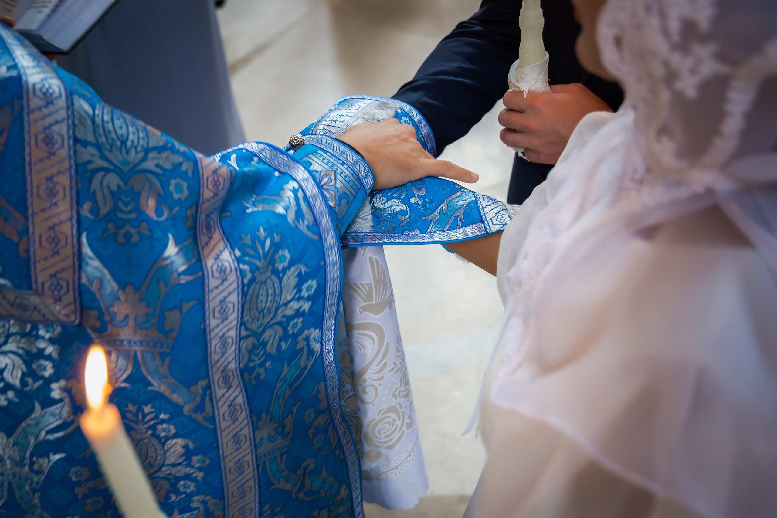 В Храме. Семейный и Свадебный фотограф в Астане Александр Астапов