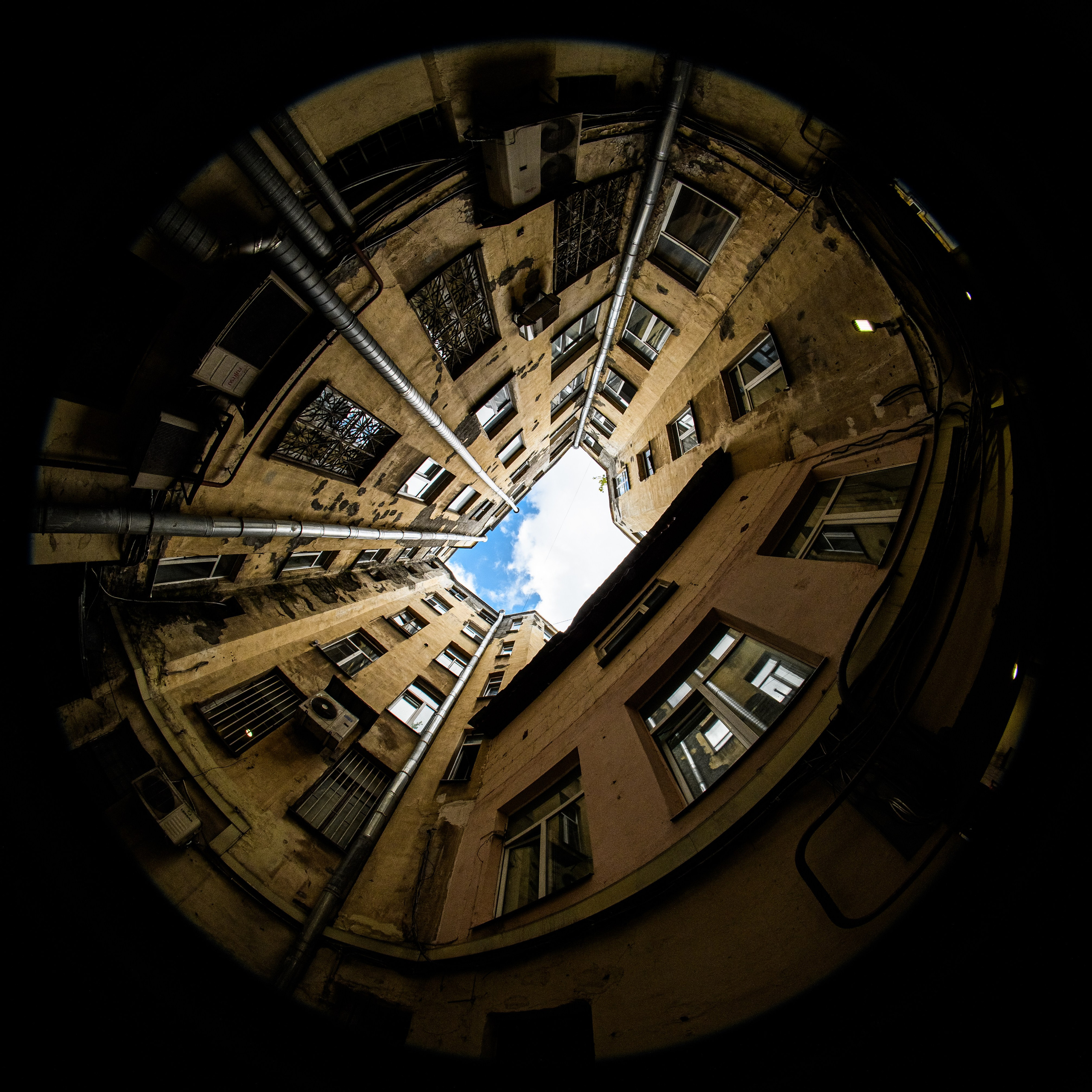 Большой проспект П.С., 70-72