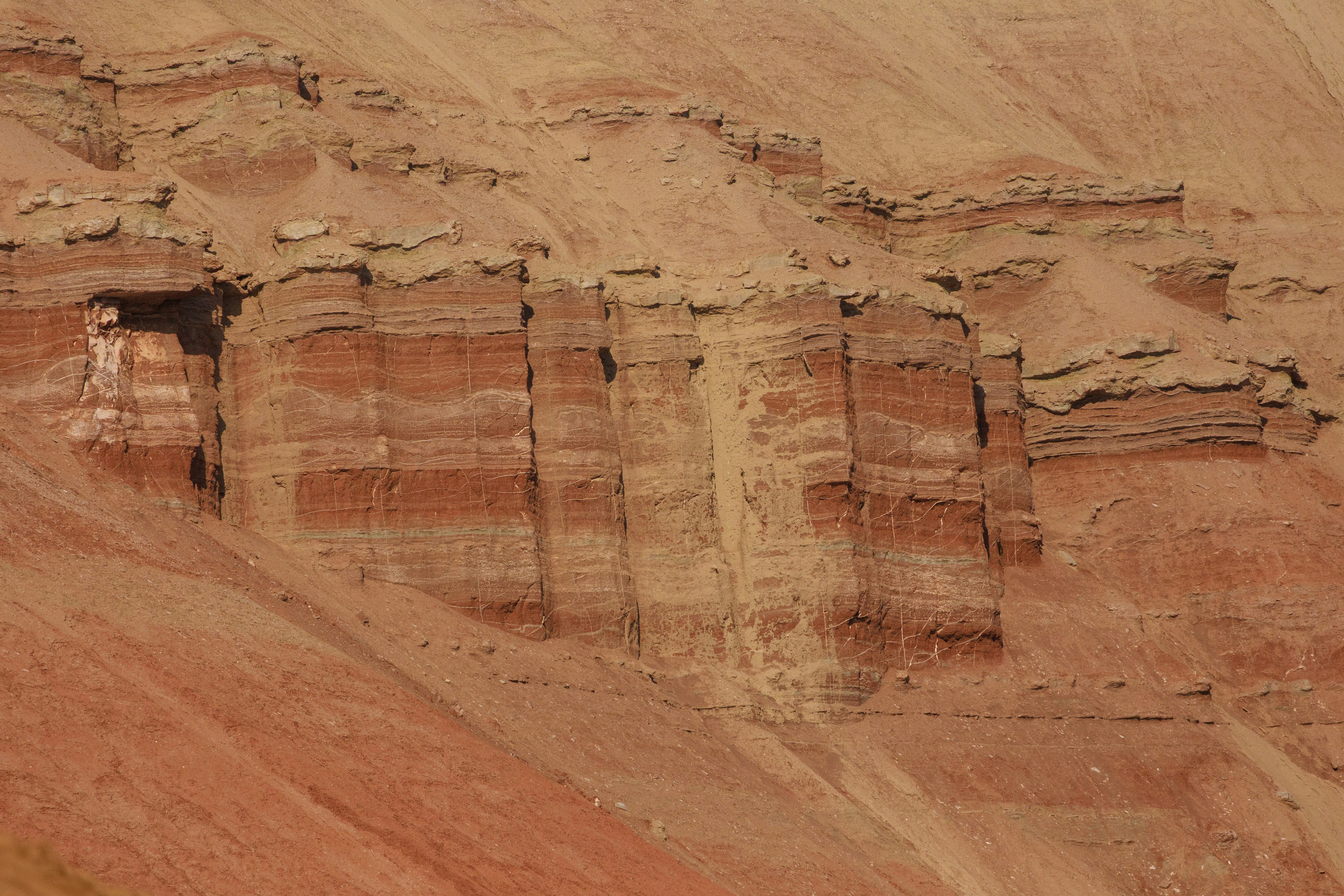 Алтын Эмель горы Актау. Фотограф Мальнева Юлия в Липецке, в Москве. Фотостудия MARU в Липецке