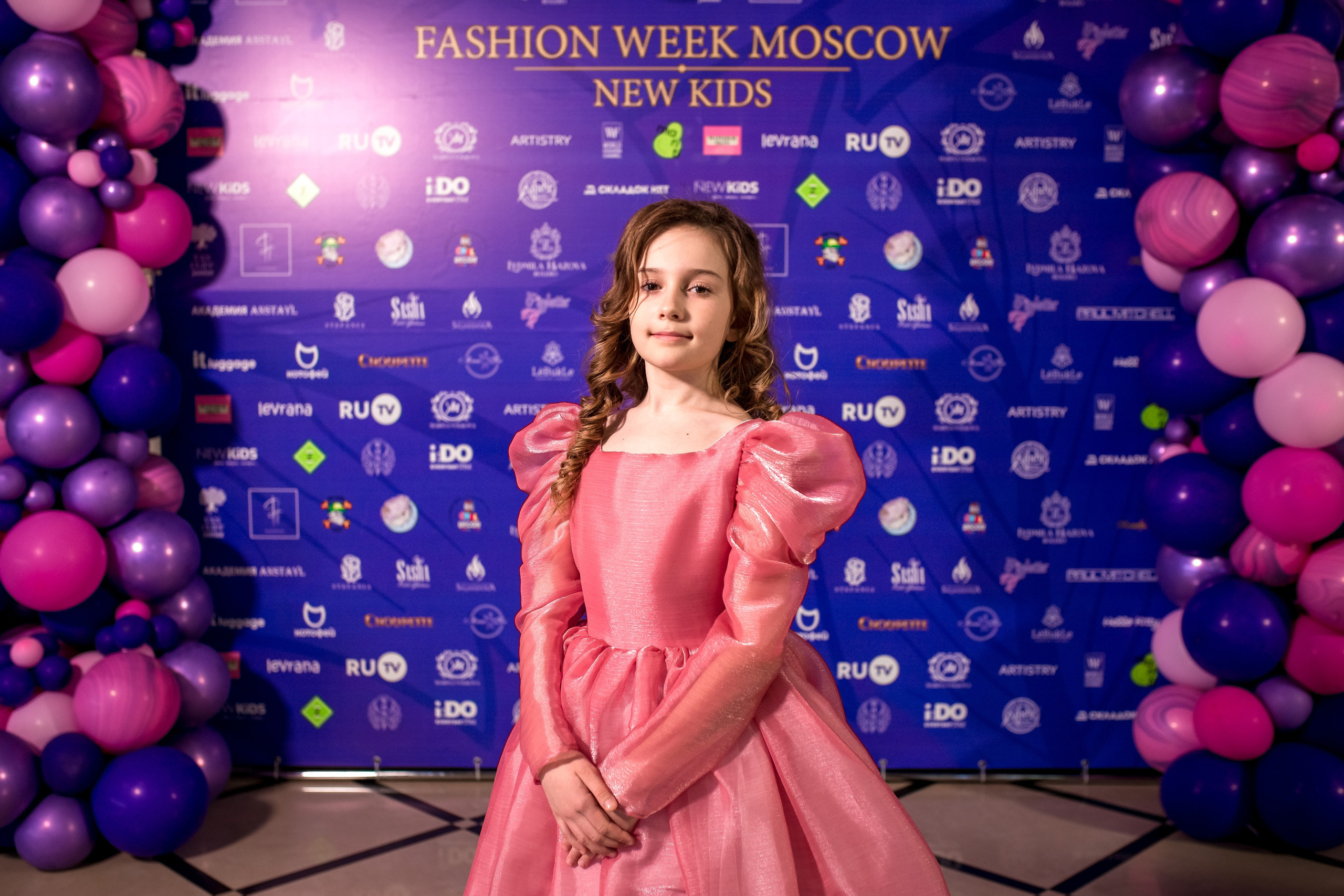 Показ Итальянской моды в России весна 2022. Женский фотограф Крещение Венчание Москва Брянск