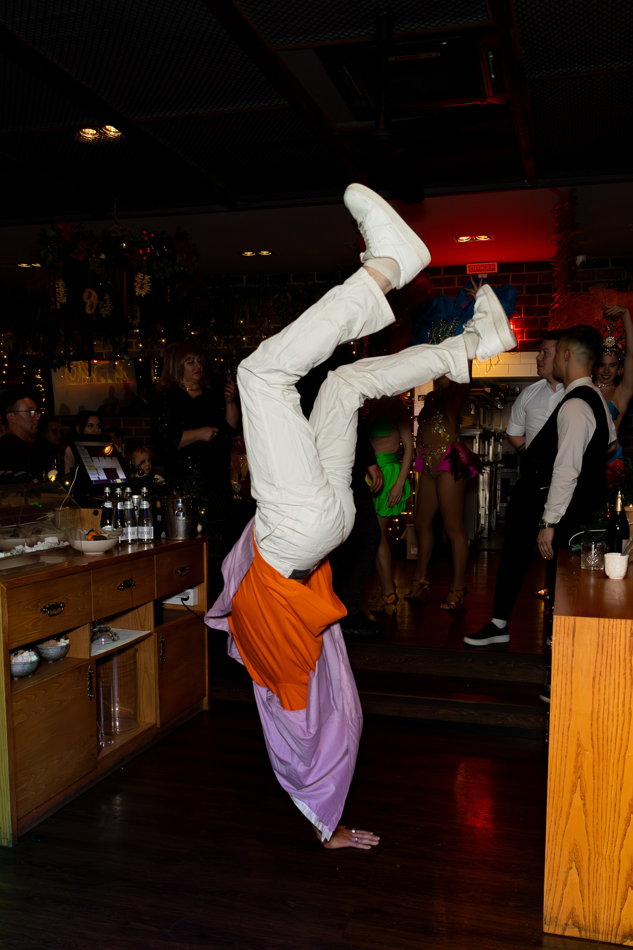 Новогодняя ночь 2026 в панорамном ресторане «Чайка». Дженбаз Павел — фотограф в Ялте