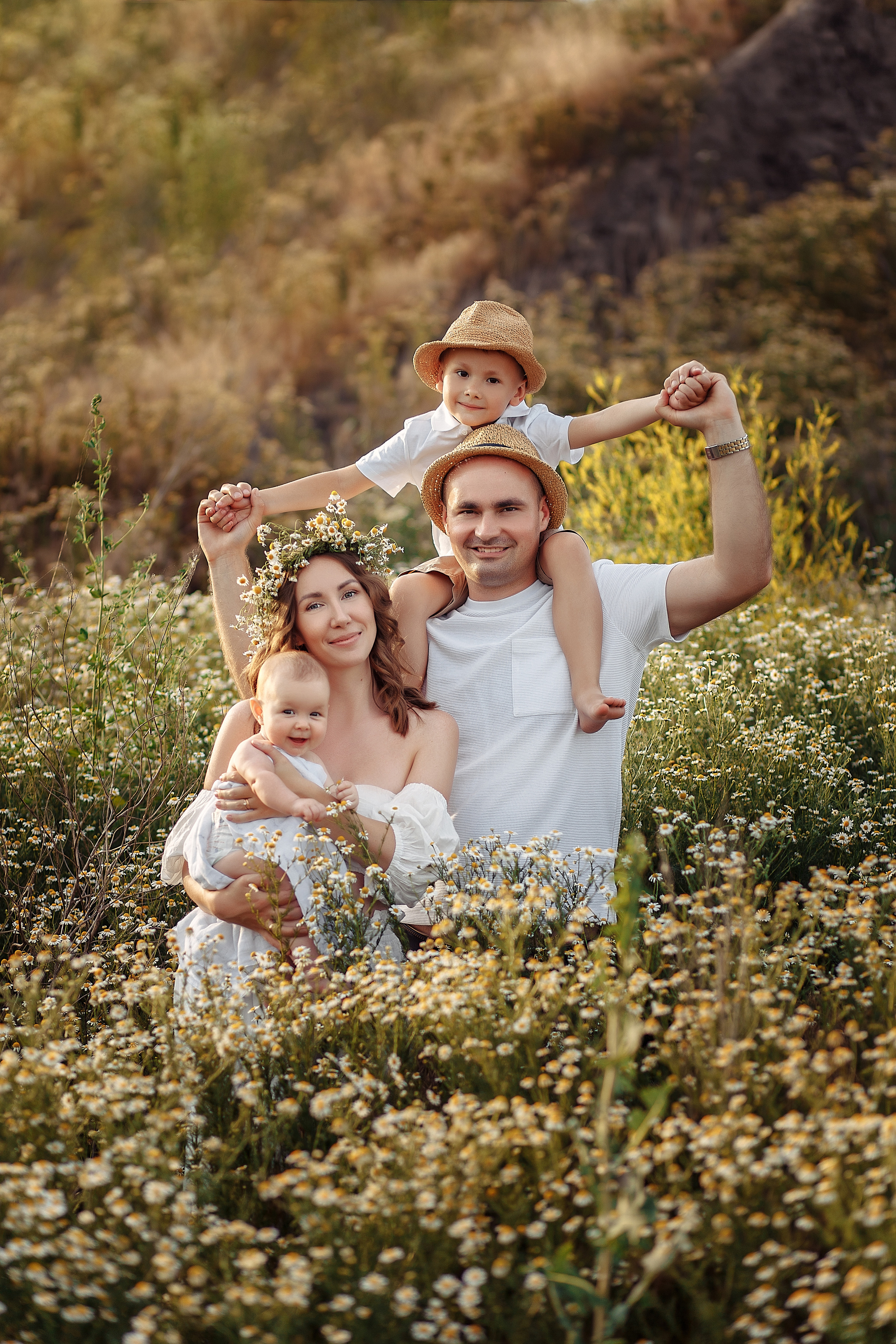 Семейная фотосессия на природе. Главная