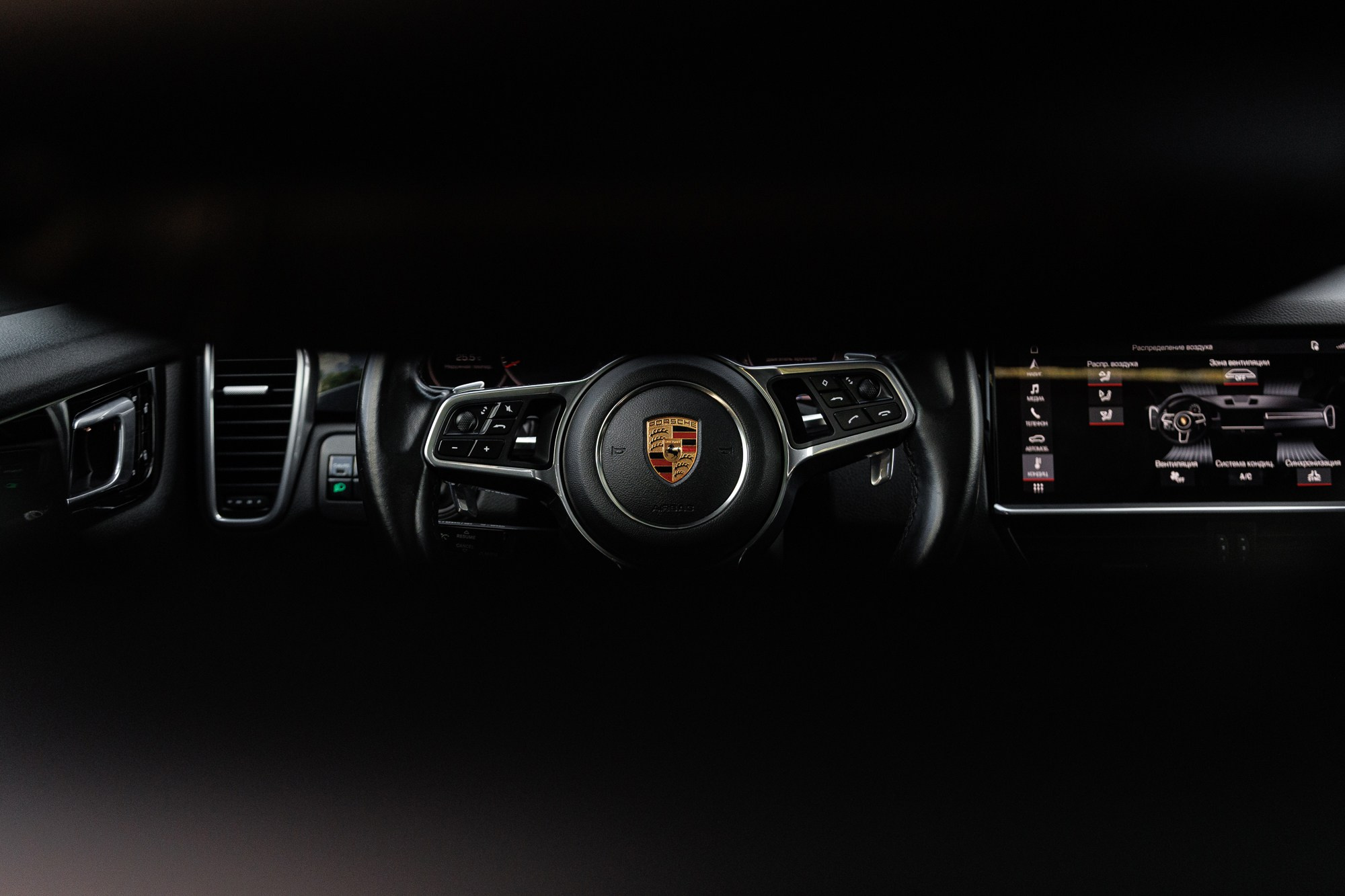 Автомобили. Репортажный фотограф Александр Задорин, Минск, Беларусь