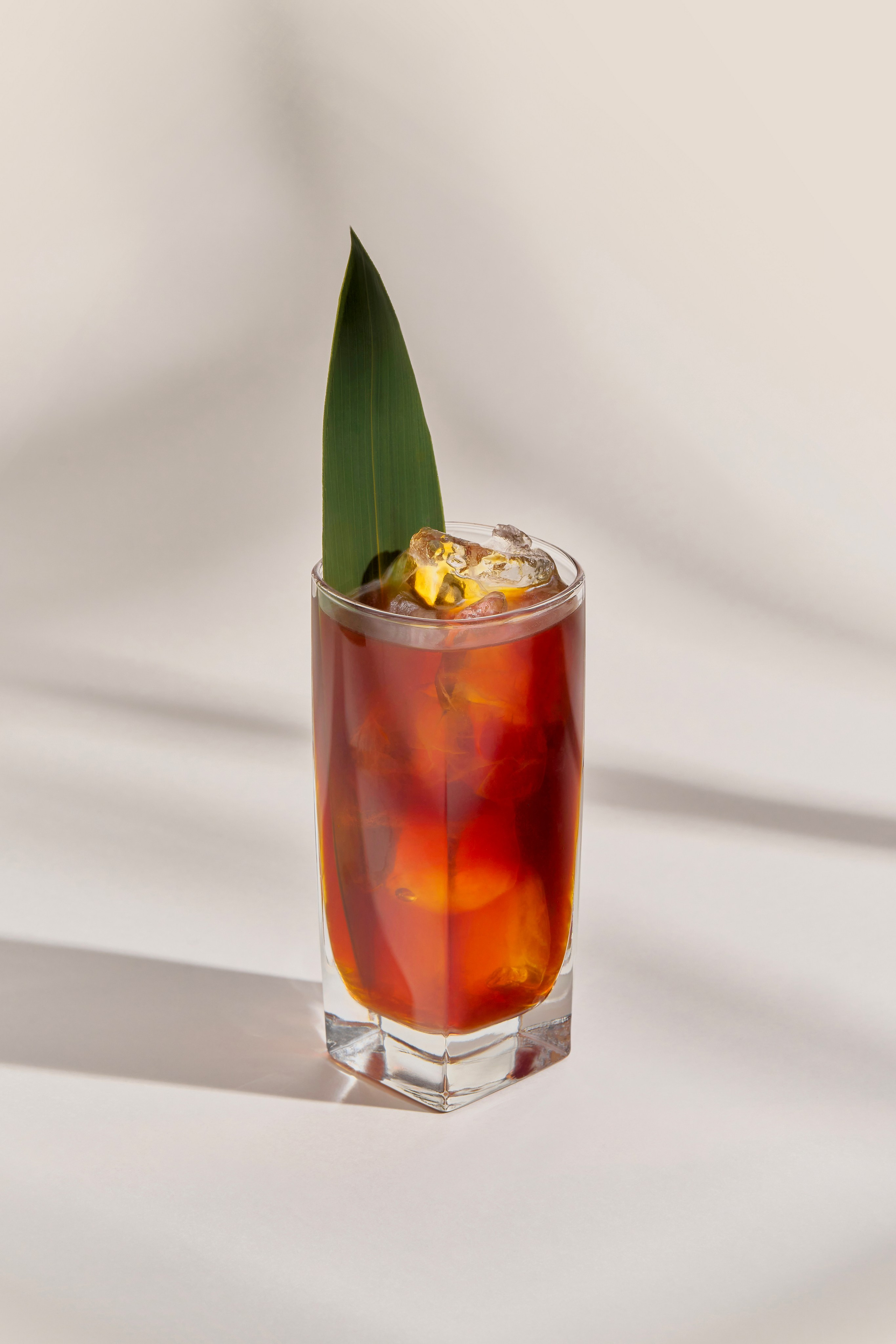 HORS. Контент фотограф в Москве Александр Хитько