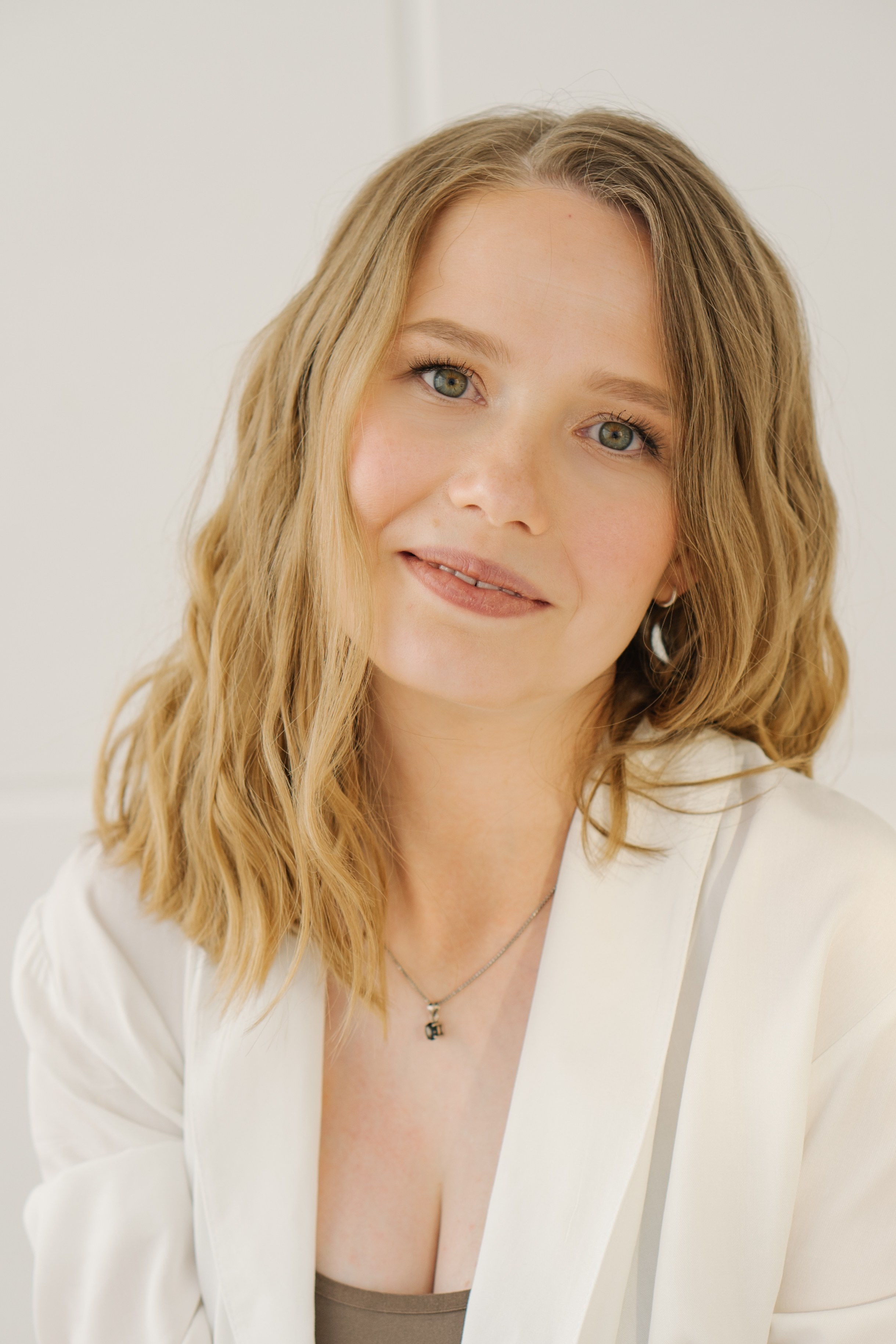 Семья Р. в фотостудии. Фотограф Ольга Игорева