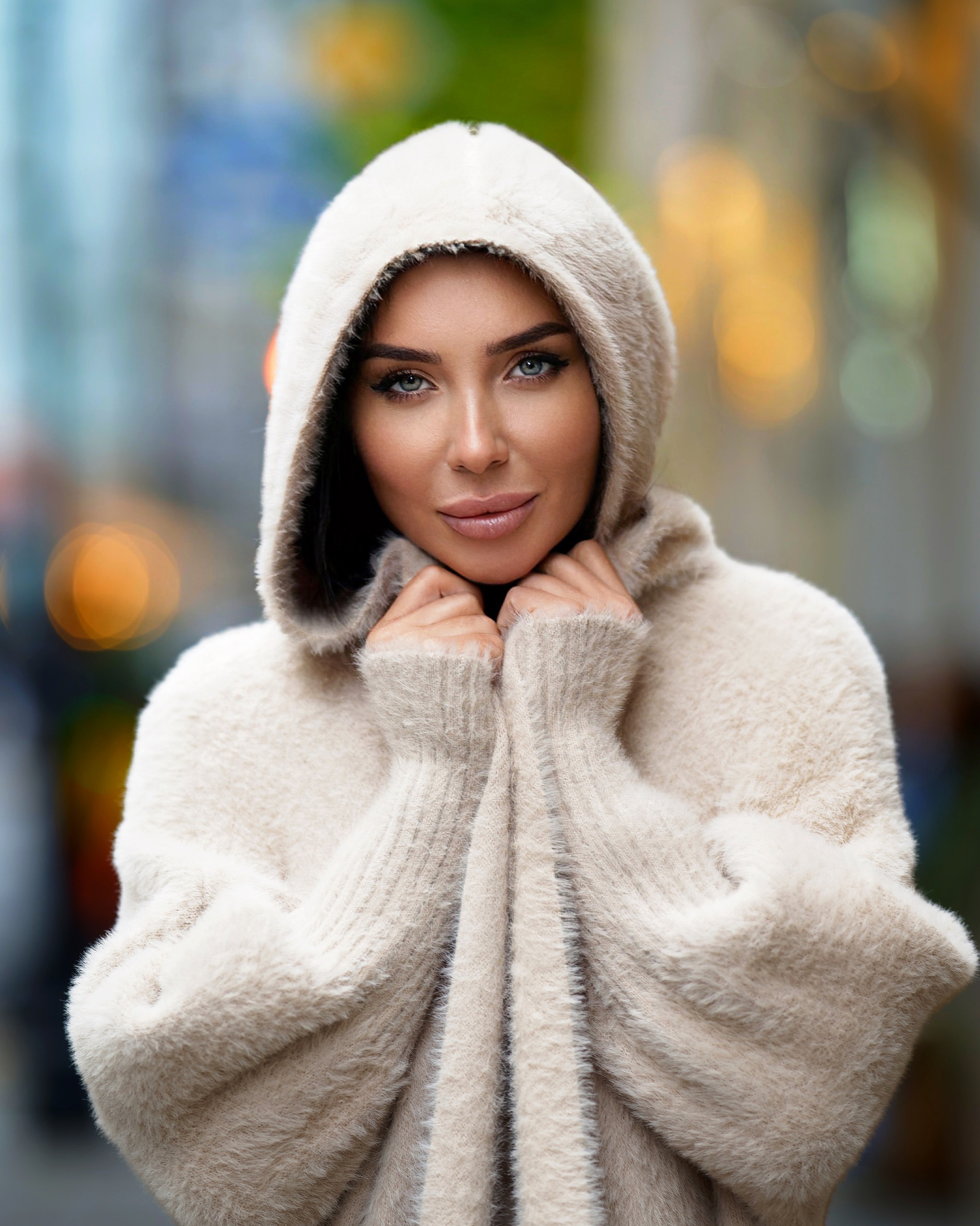 Девушки на Патриках 5. Фотограф в Москве Сергей Чурносов