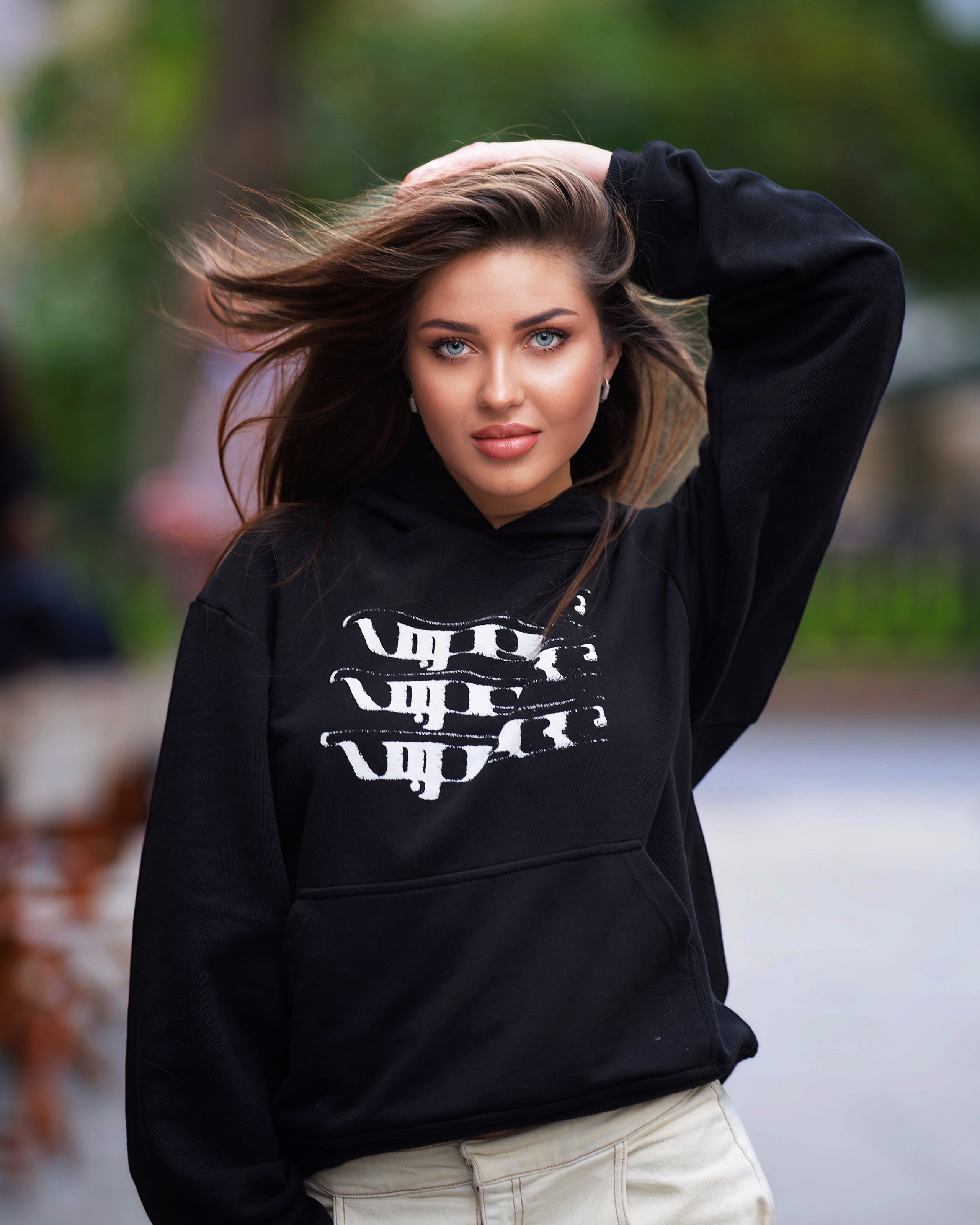 Девушки на Патриках 5. Фотограф в Москве Сергей Чурносов