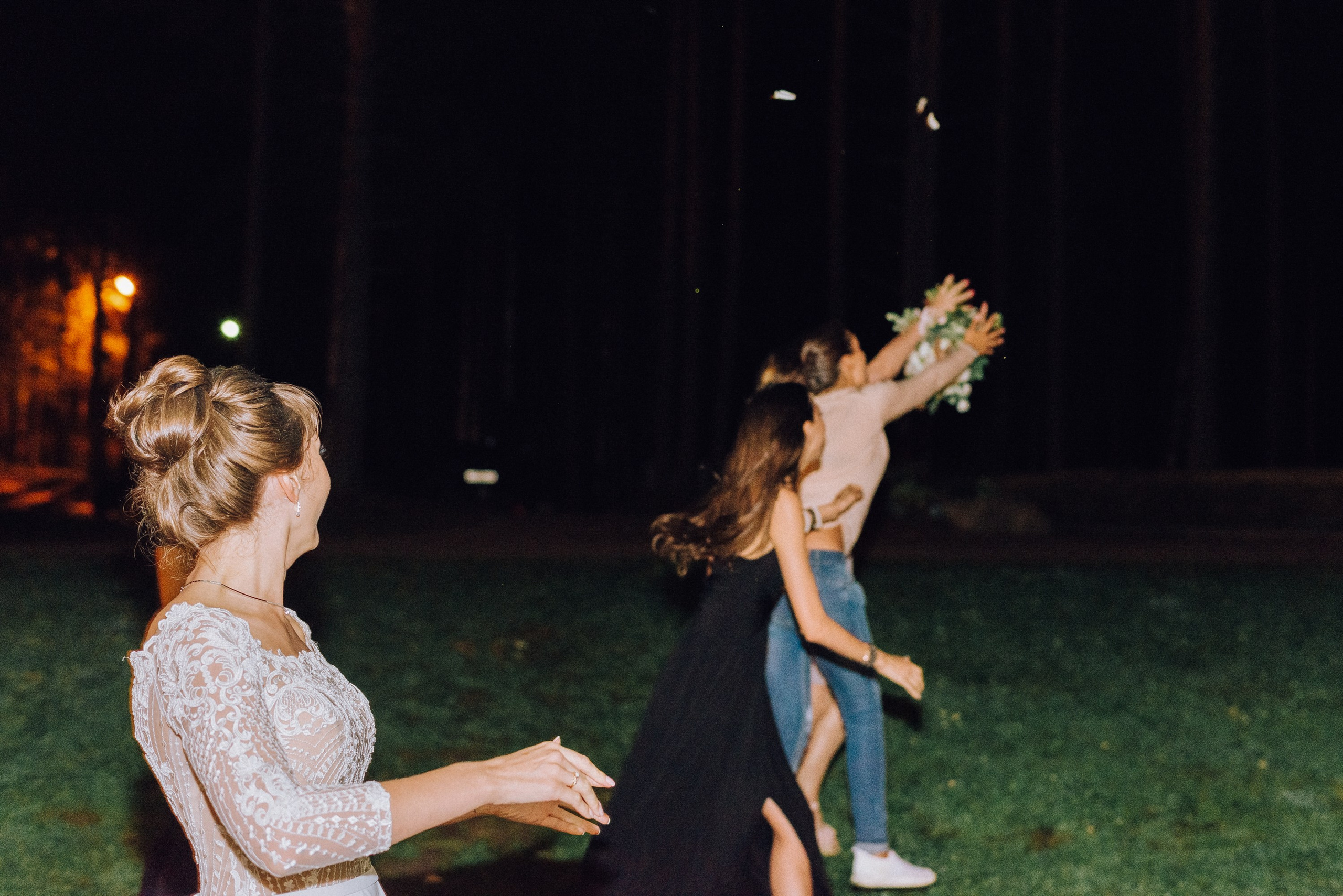 Свадьба на озере. Изящная фотография | Ксения Милушкина