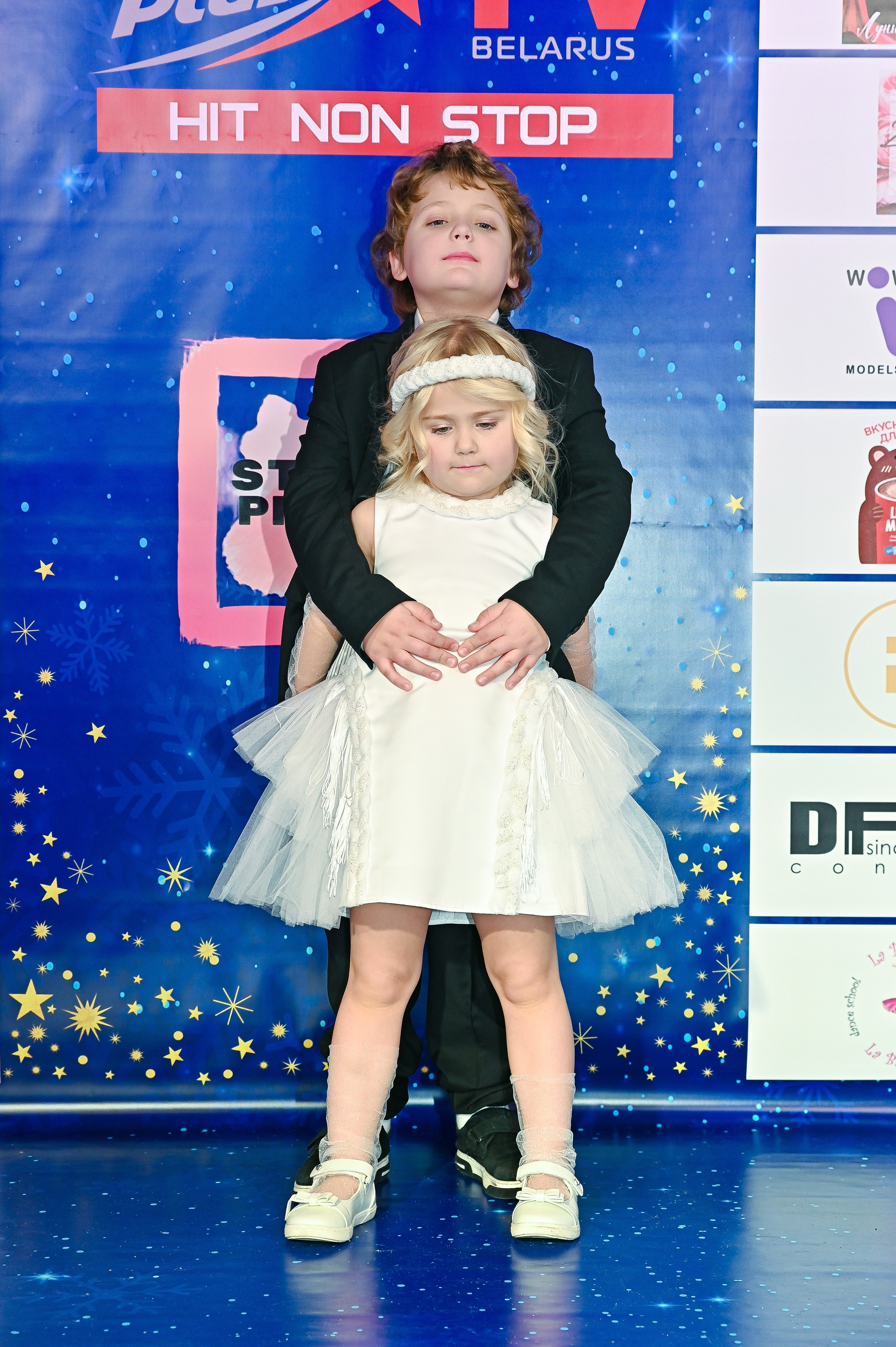 Большая новогодняя тусовка. Фотоуслуги, услуги фотографа, фотографирование важных событий