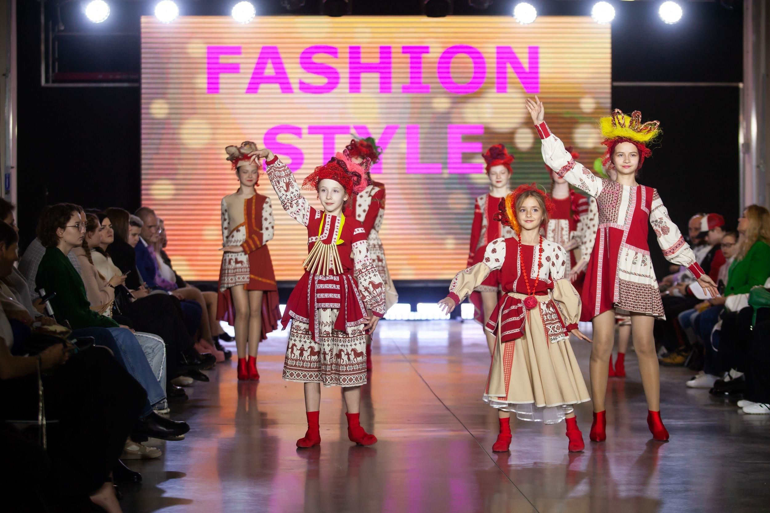 Фестиваль моды и красоты Fashion Style (11 мая 2024). Репортажный фотограф Алексей Пирязев